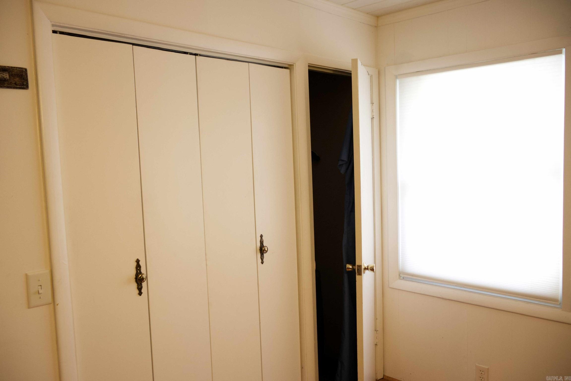 SAND BEACH ACRES - Residential