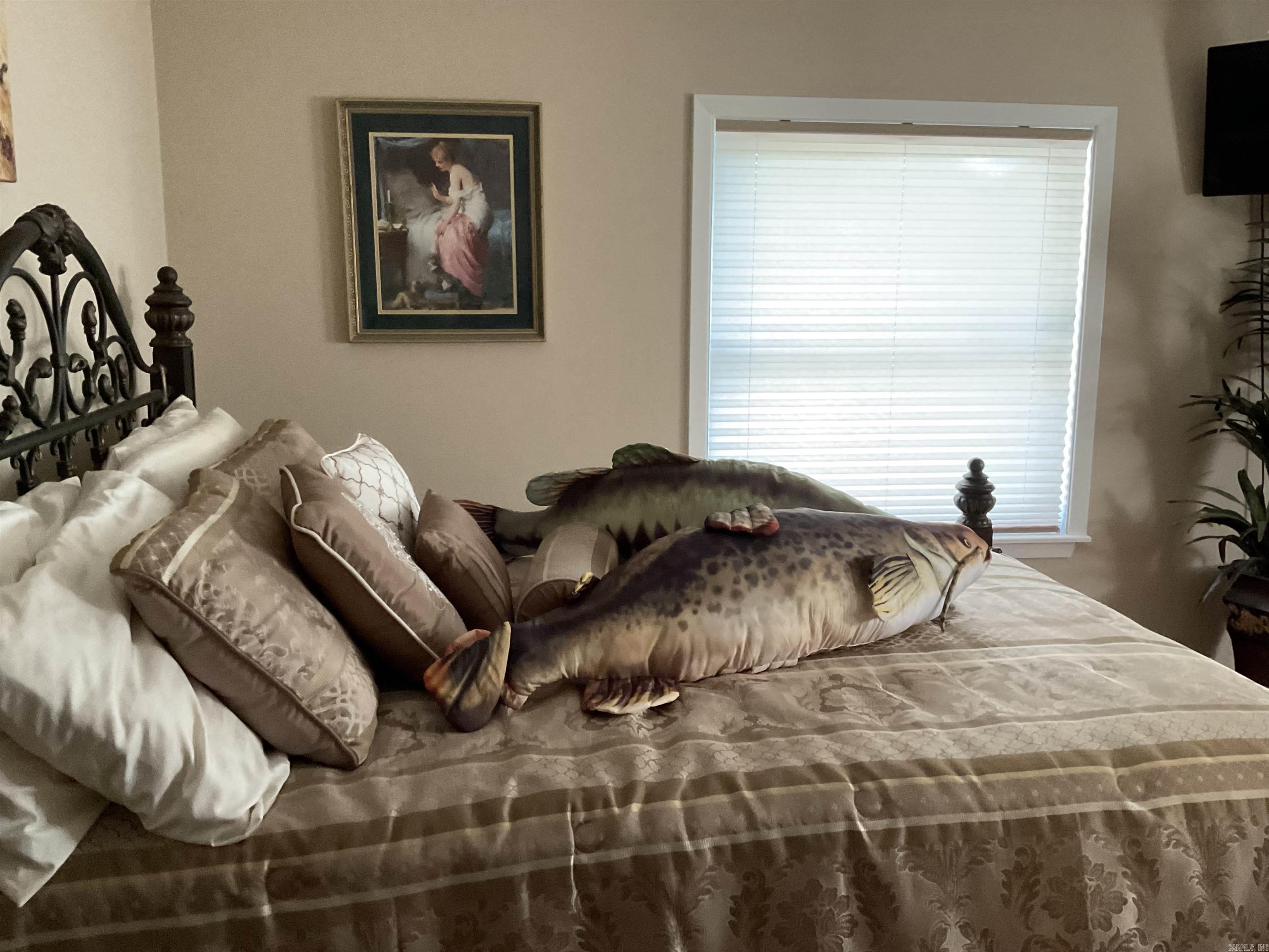 SAND BEACH ACRES - Residential