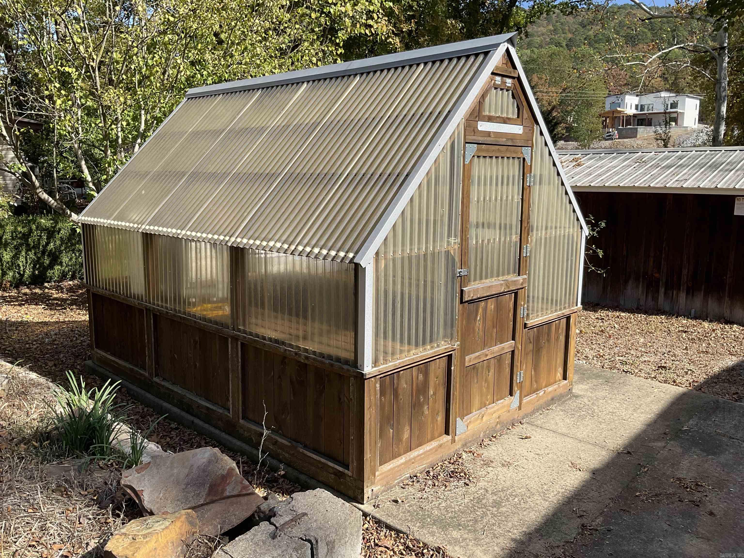 SAND BEACH ACRES - Residential