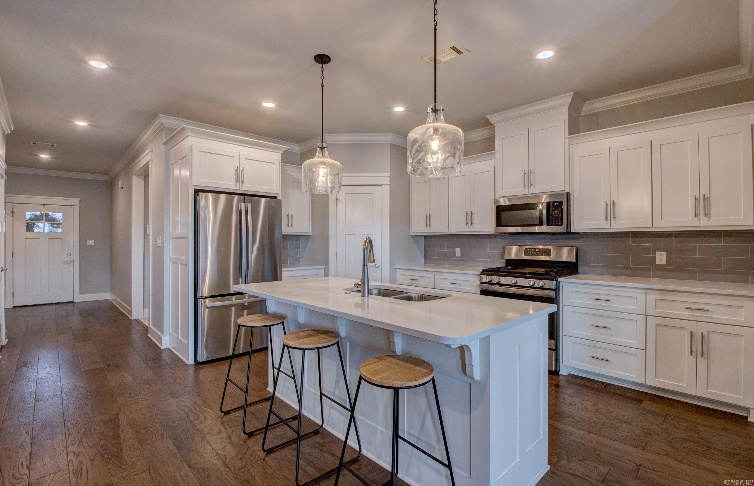 CARNAHAN VILLAGE SUB - Residential