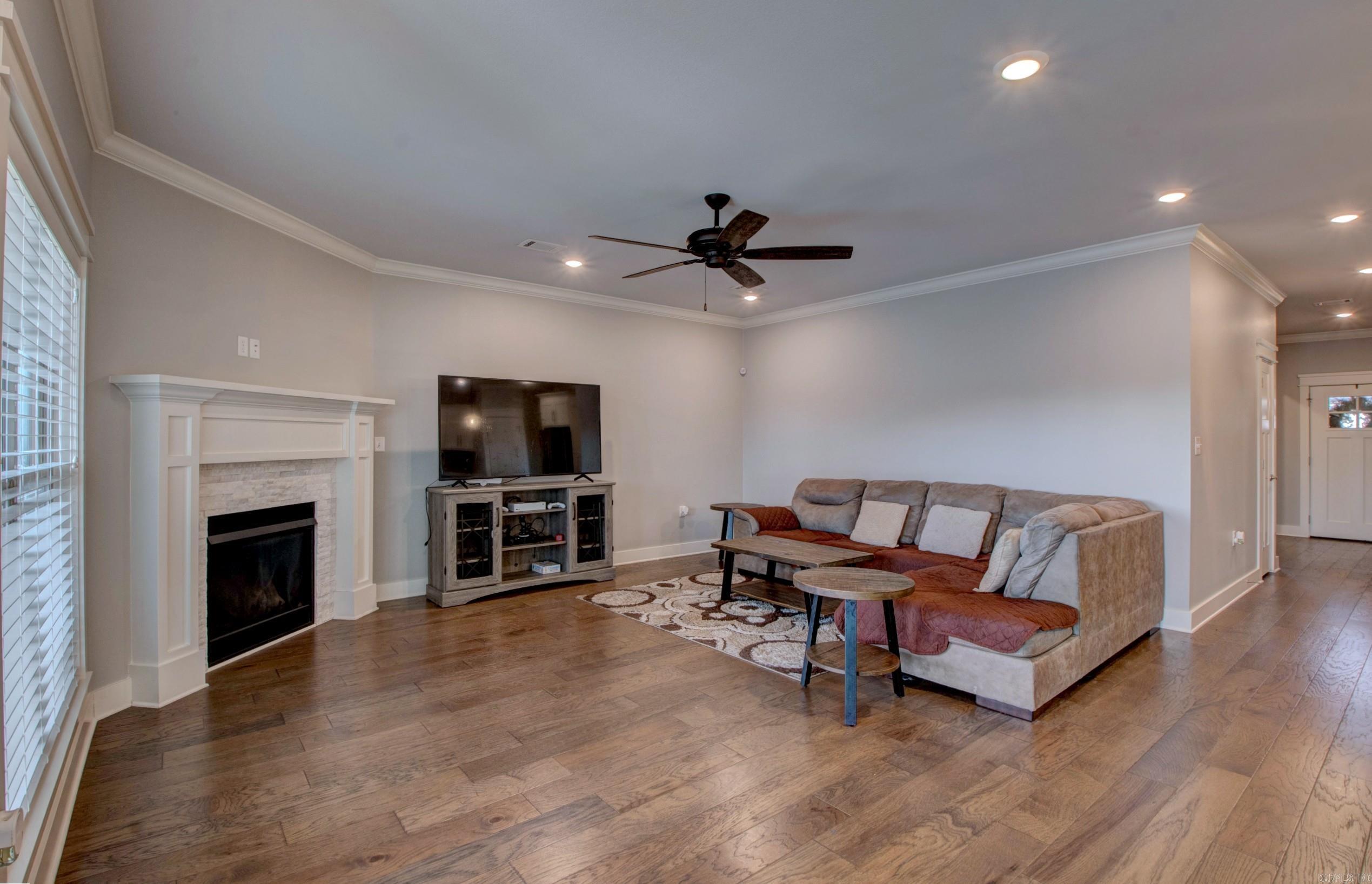 CARNAHAN VILLAGE SUB - Residential