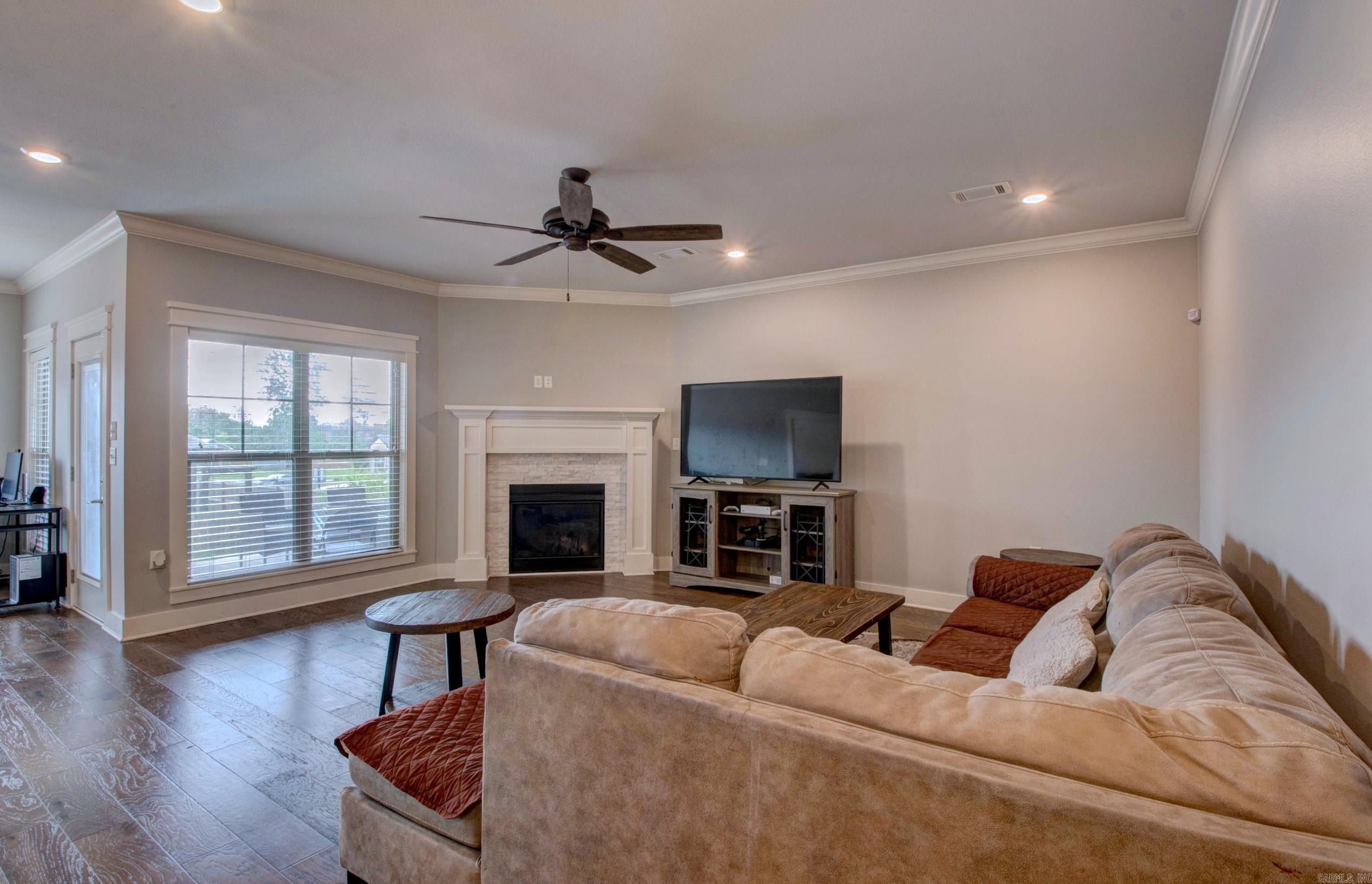 CARNAHAN VILLAGE SUB - Residential