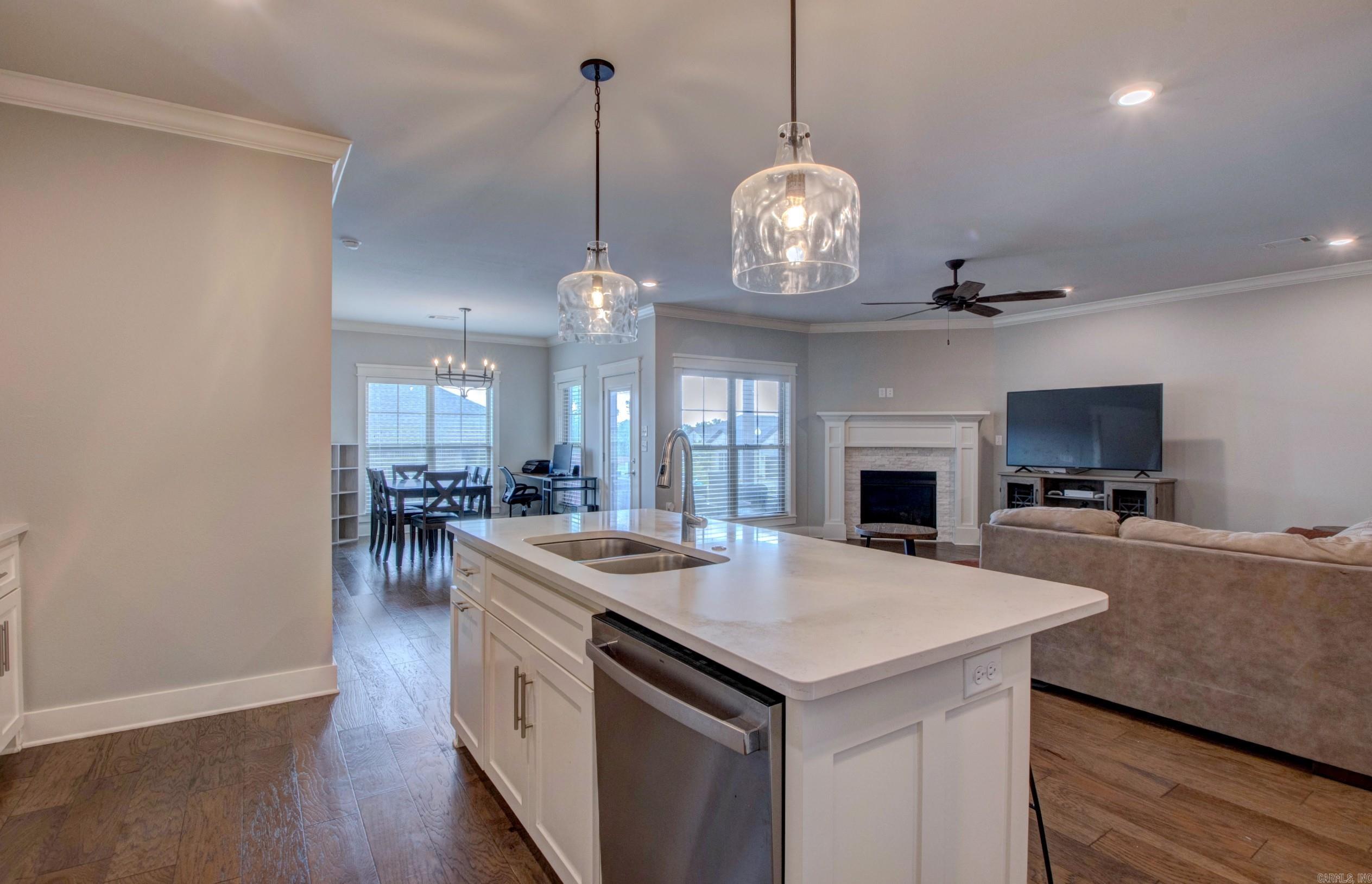 CARNAHAN VILLAGE SUB - Residential