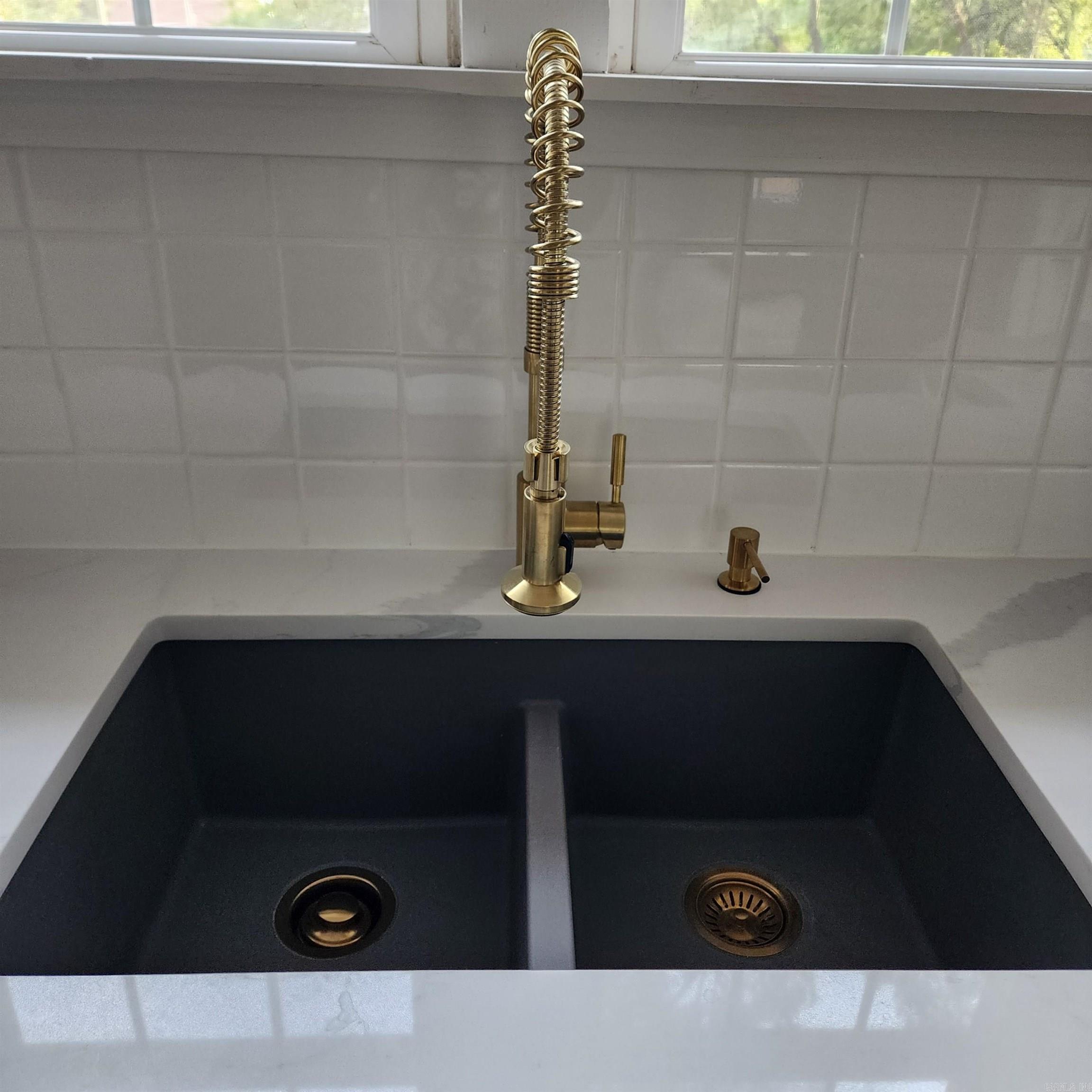 Deshon JW - Residential