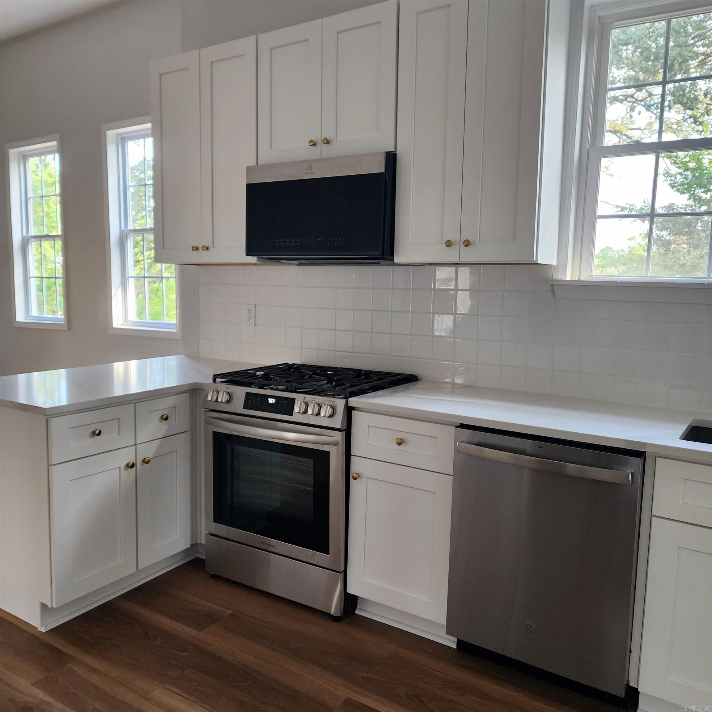 Deshon JW - Residential