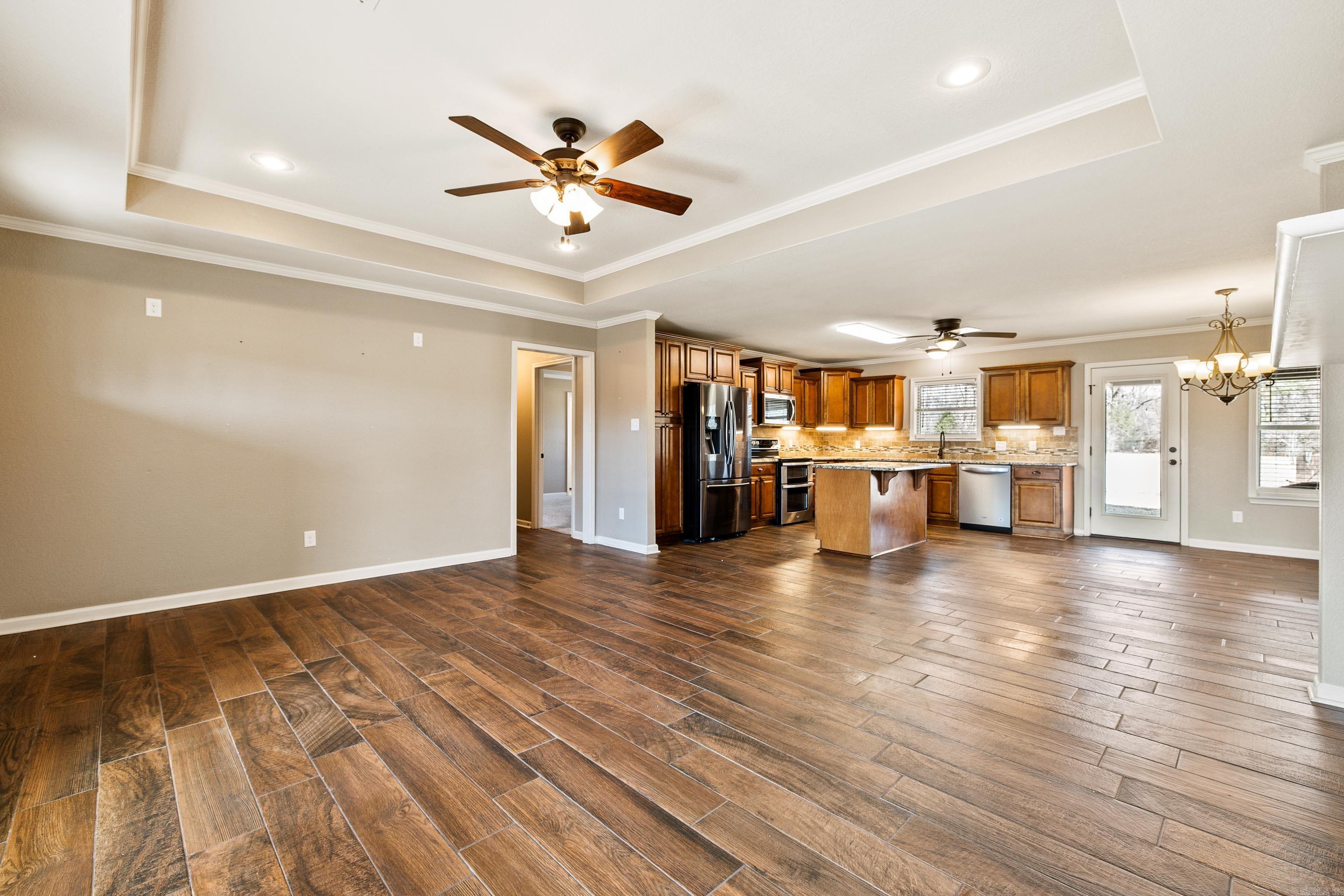 ROLLING MEADOW ESTATES - Residential