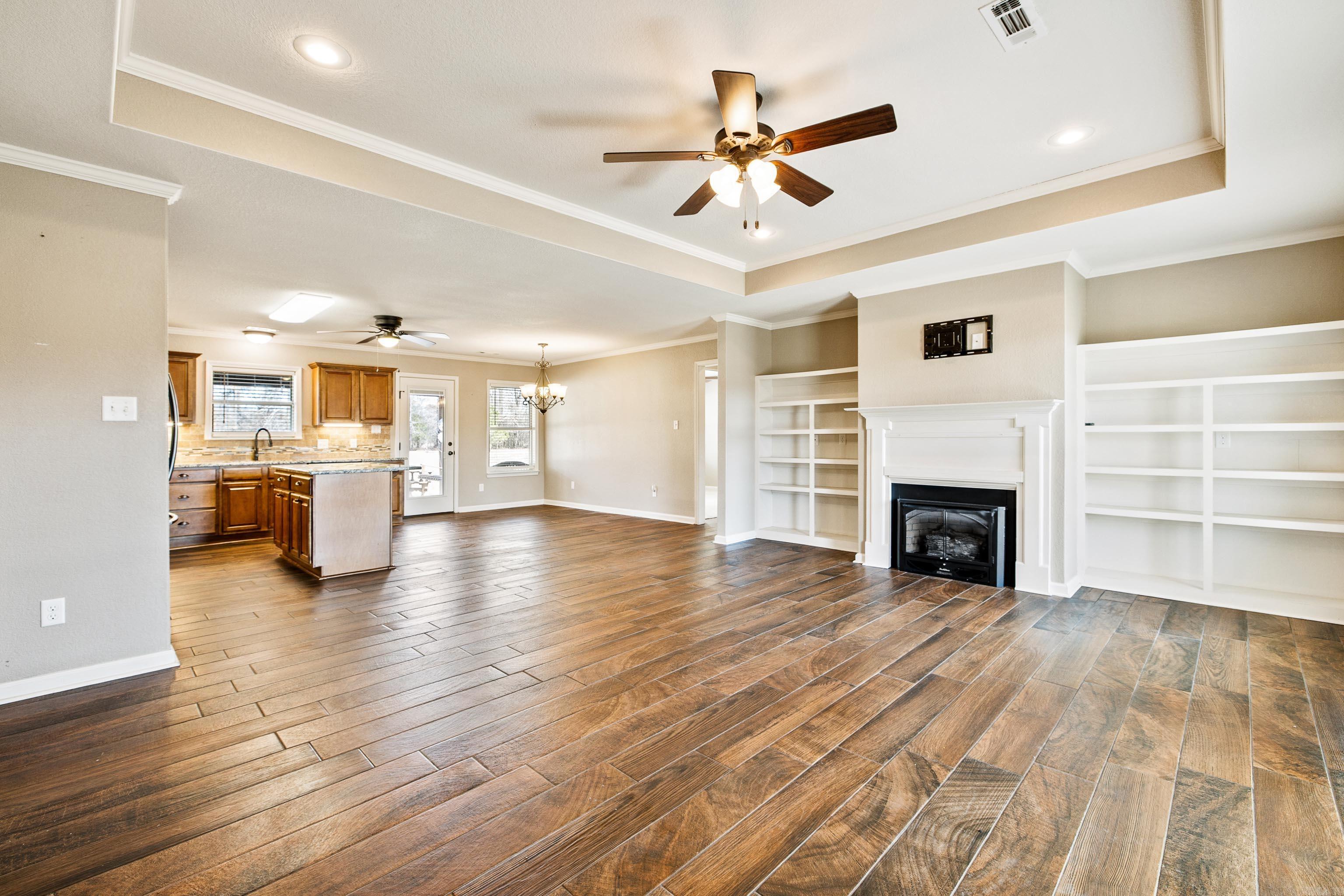 ROLLING MEADOW ESTATES - Residential