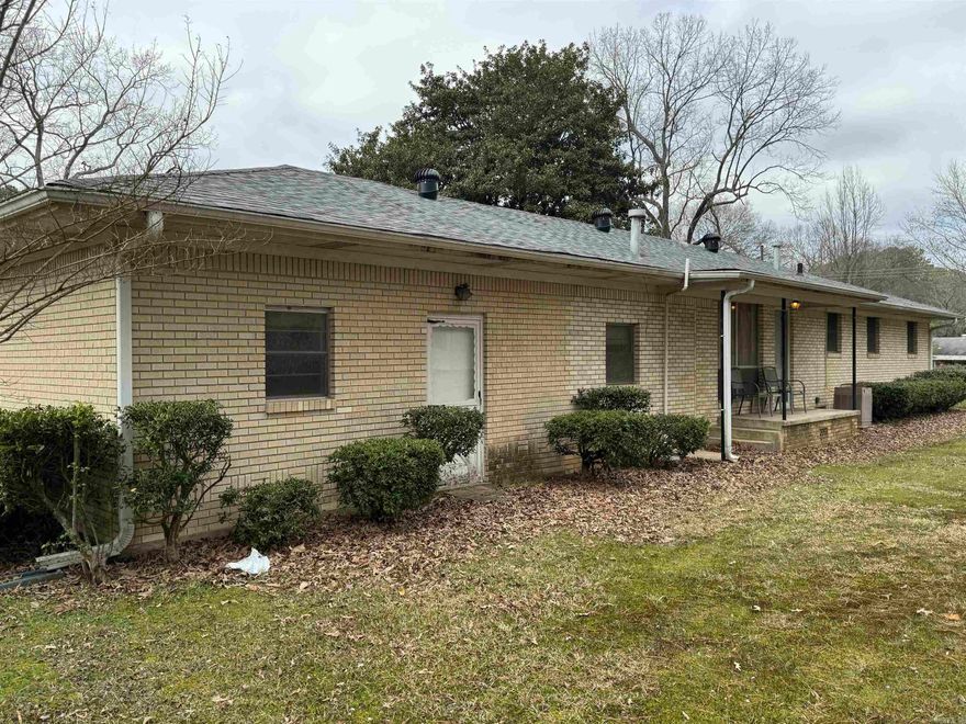 3-1.5 in Little Rock