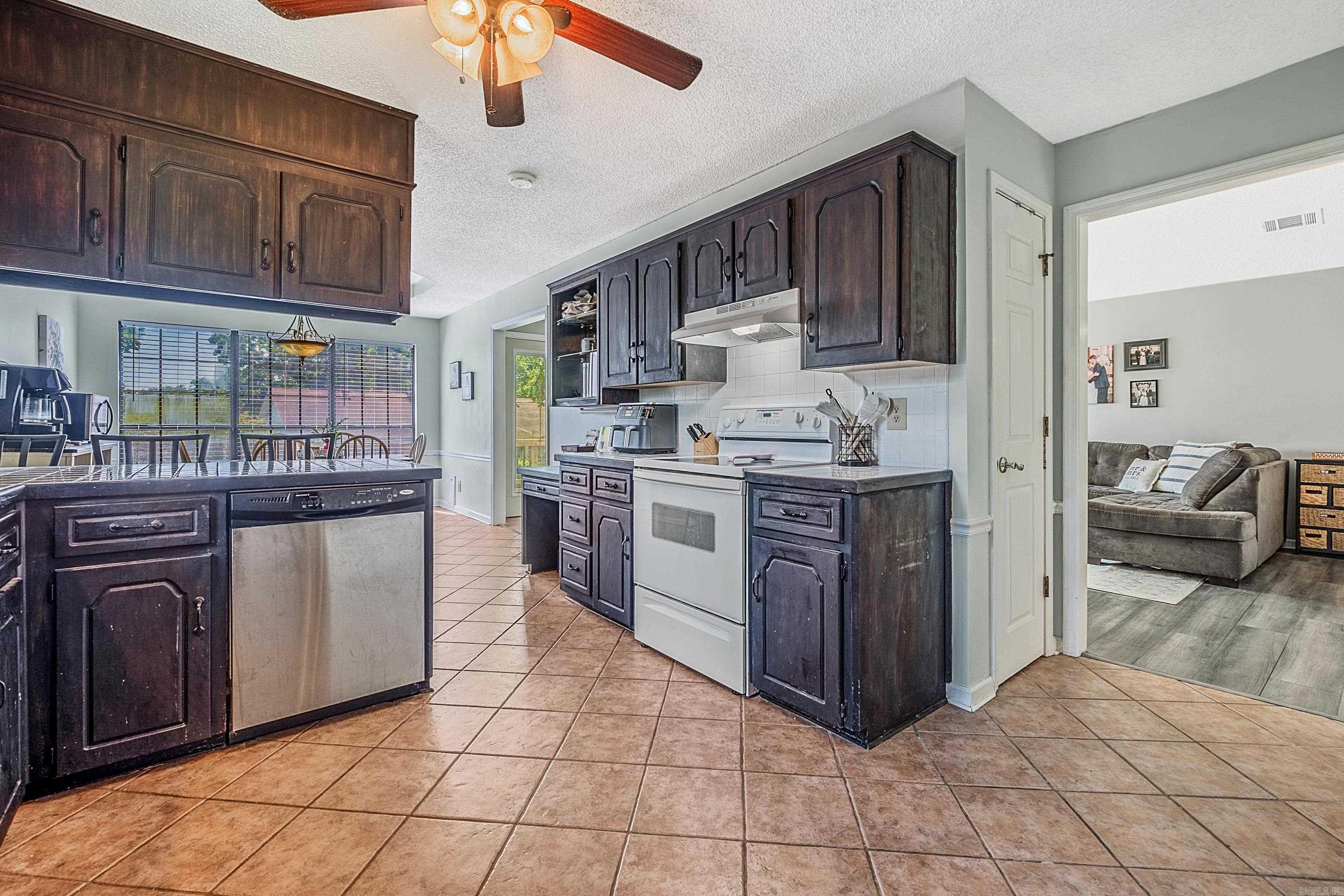 OAKBROOKE - Residential