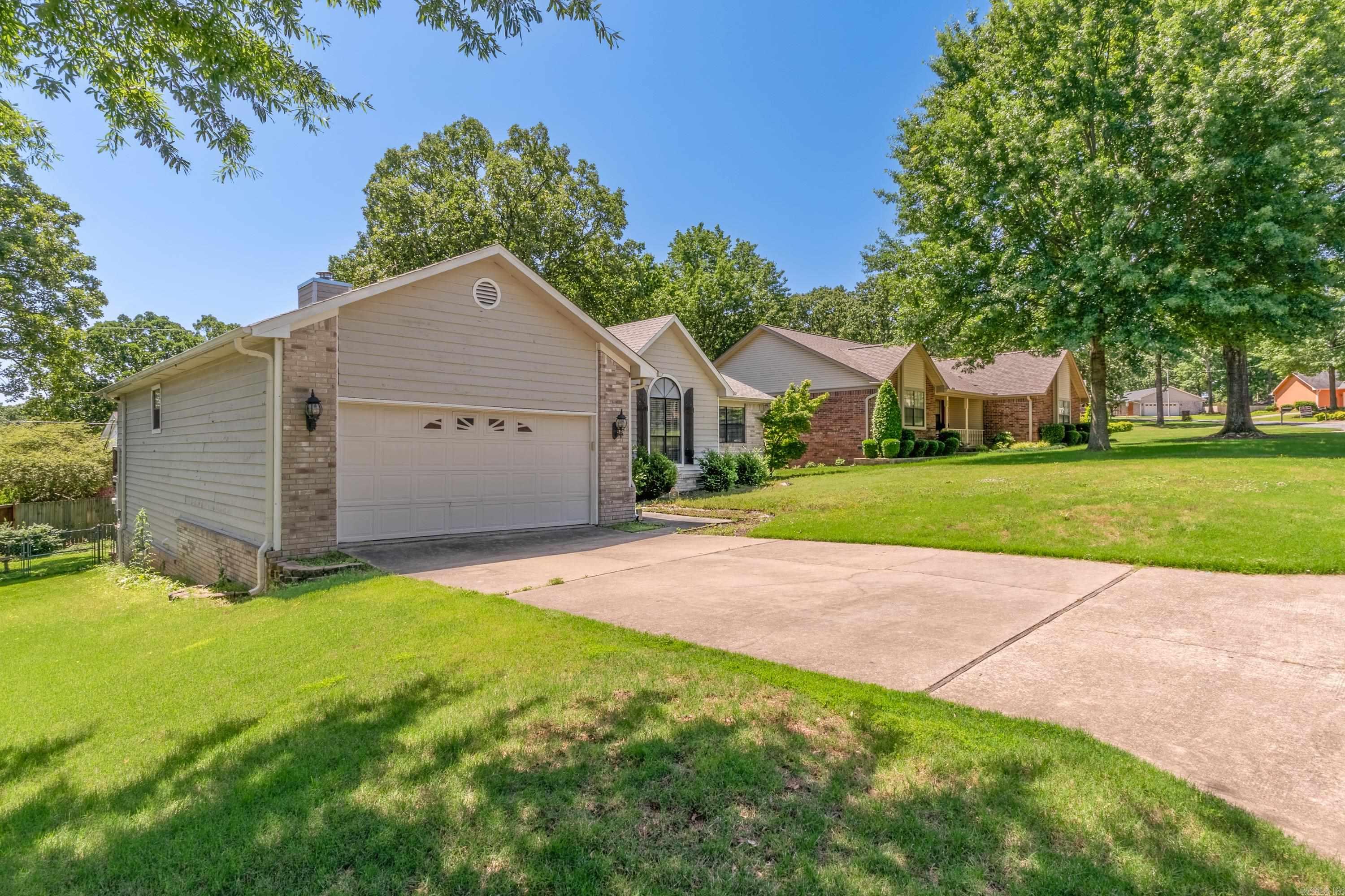 OAKBROOKE - Residential