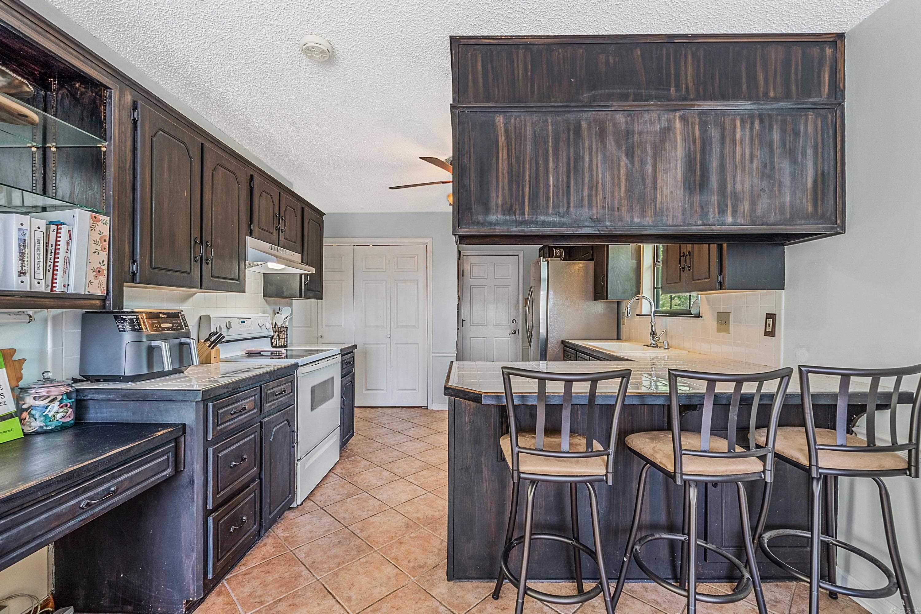 OAKBROOKE - Residential