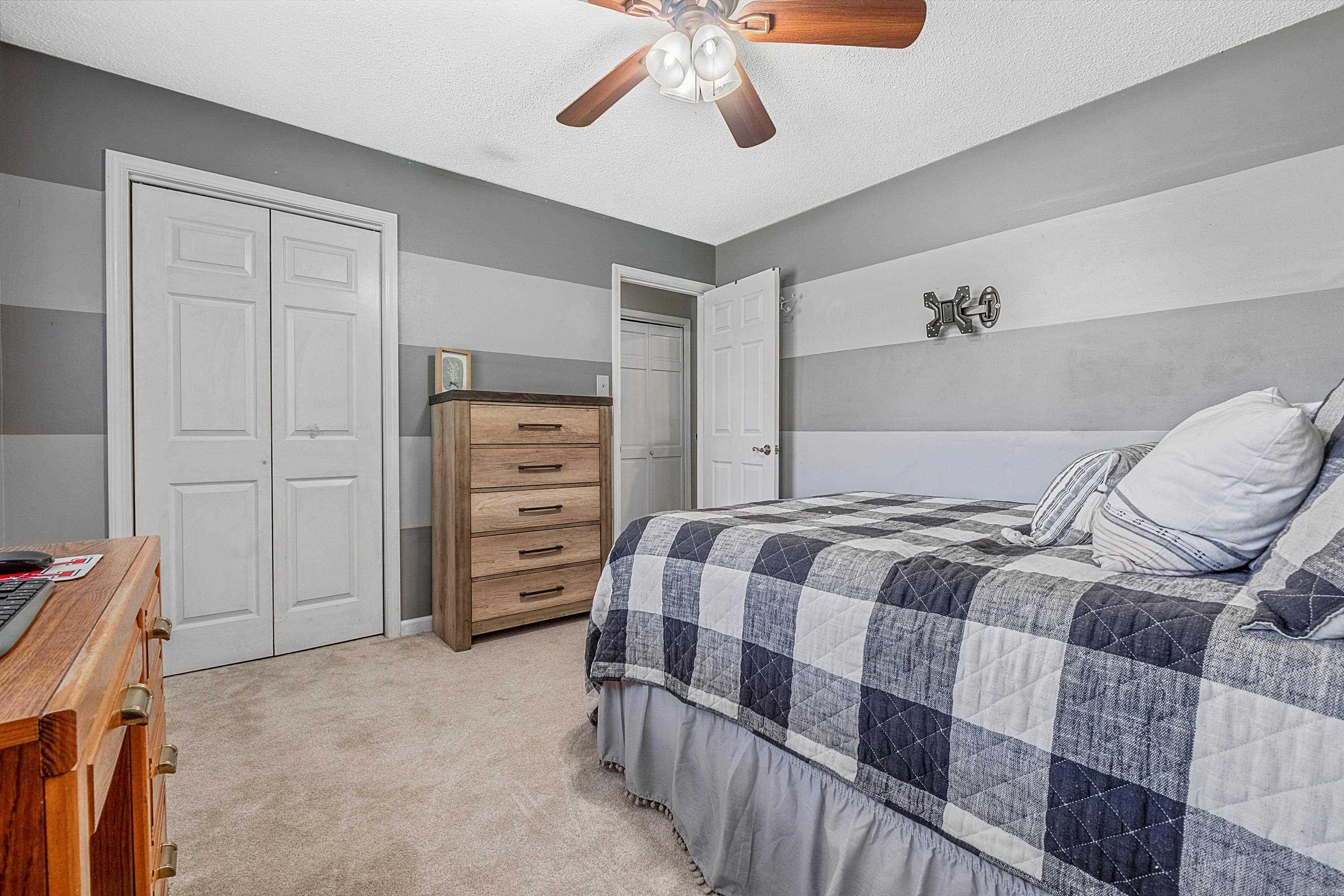 OAKBROOKE - Residential