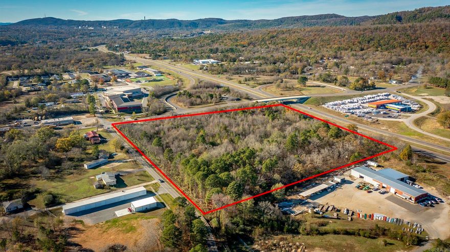 Welcome to 157 Westinghouse Drive. 13 Acres of PRIME commercial property with highway frontage in the bustling tourist town of Hot Springs Arkansas! Located only 3 minutes from downtown Hot Springs right over the city limits line. Take advantage of the traffic from Cutter Morning Star School right next door and enjoy all of the visibility and access to commuters traveling along U.S 270 and the newly built bypass connecting Hot Springs to the Hot Springs Village. Come invest in one of the fastest growing areas of the city!