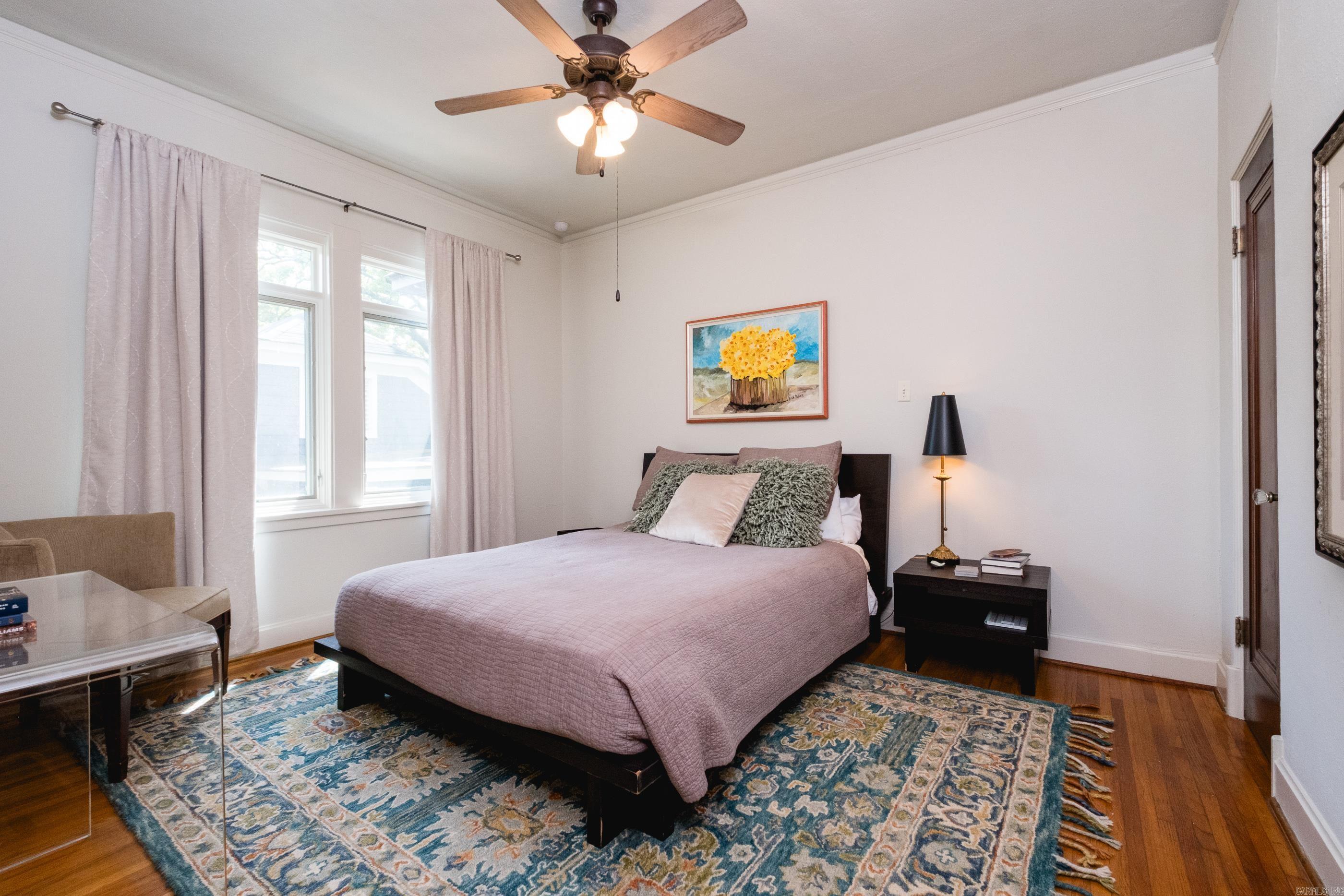 CRYSTAL COURT - Residential