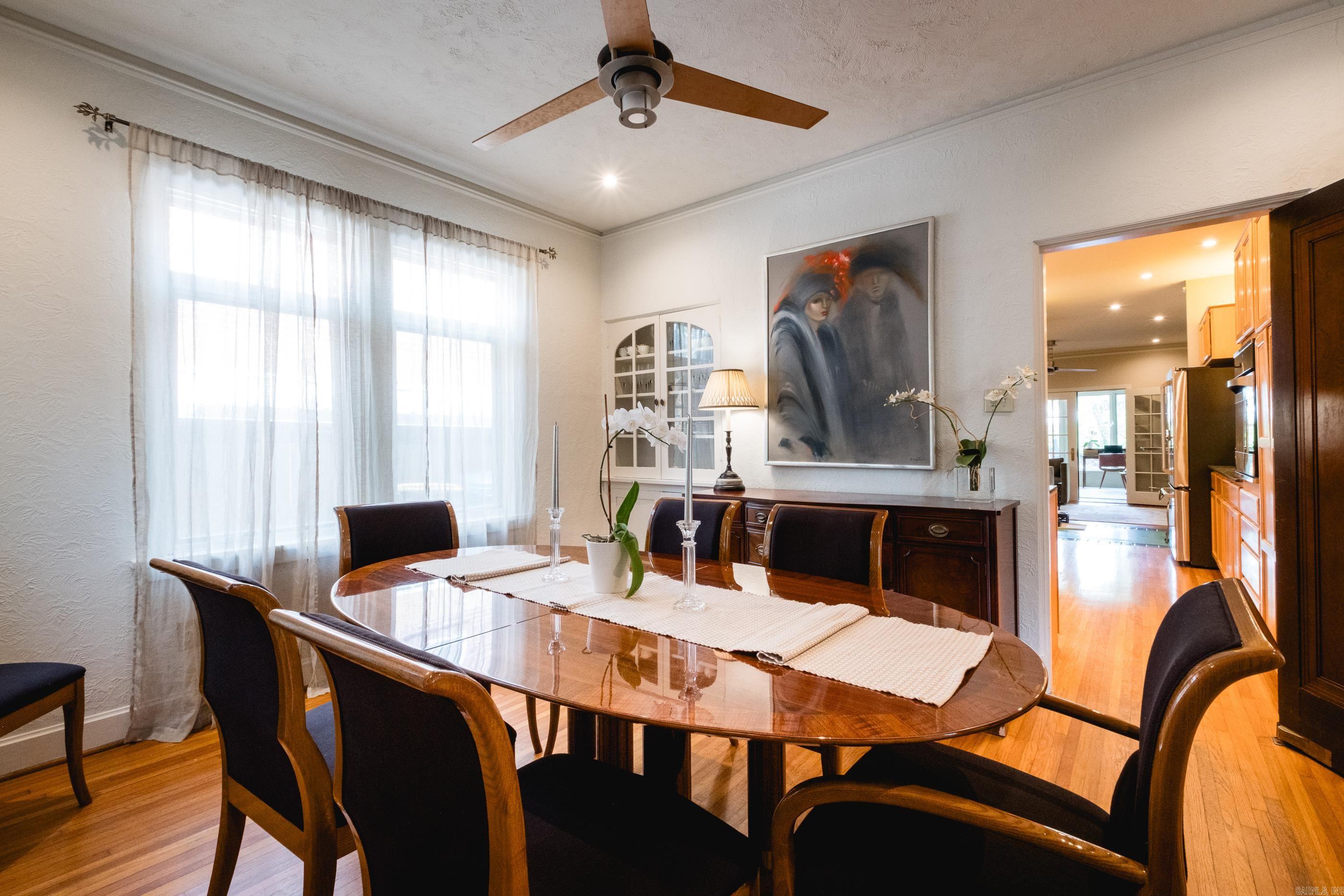 CRYSTAL COURT - Residential