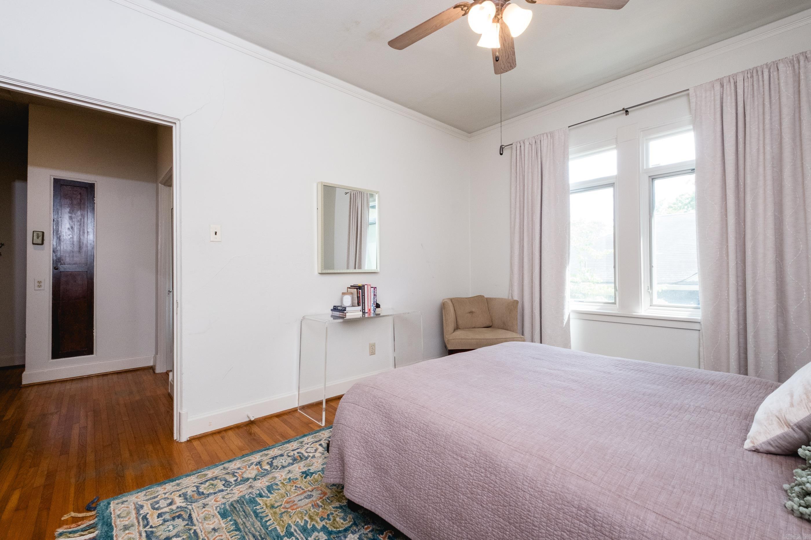 CRYSTAL COURT - Residential