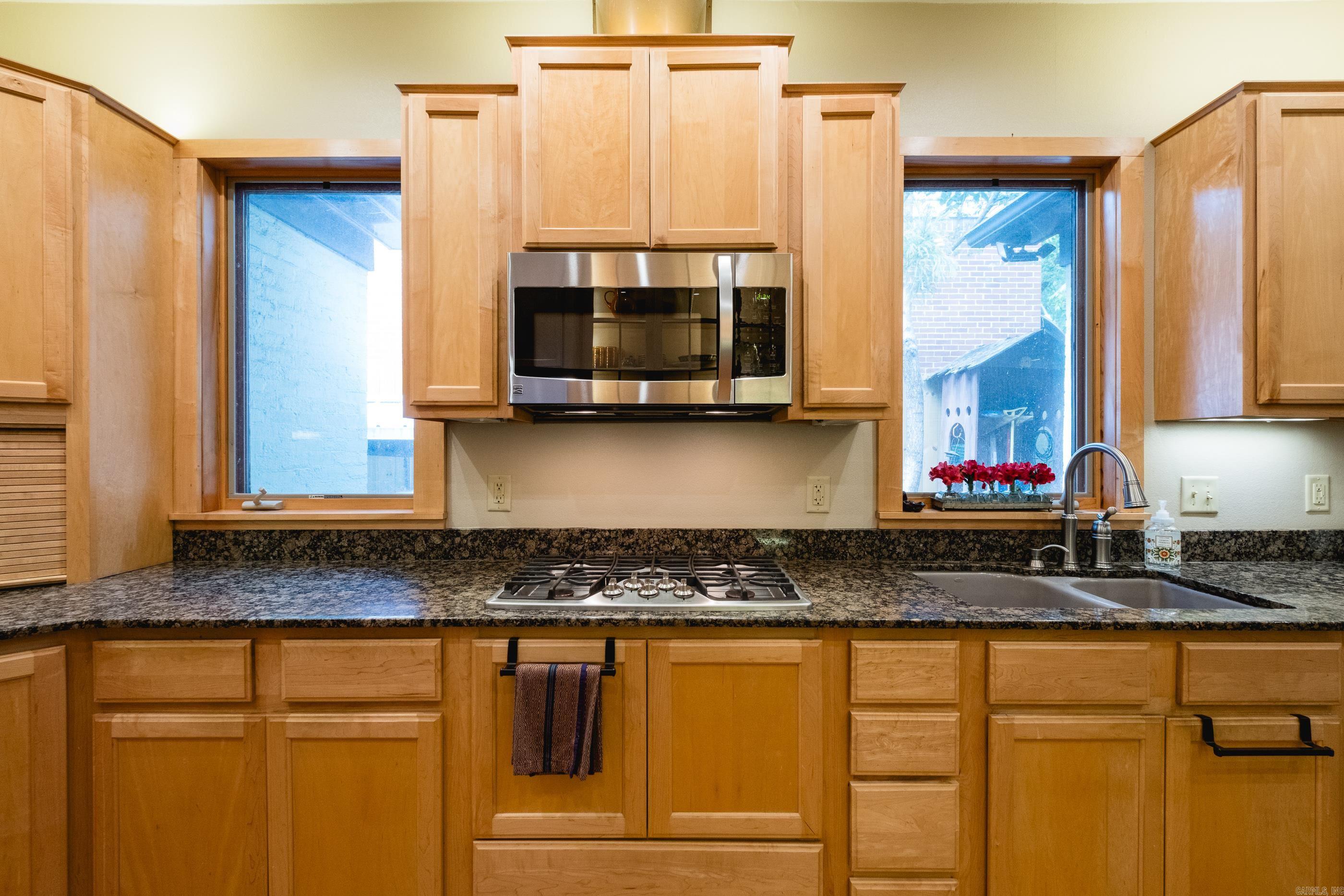 CRYSTAL COURT - Residential