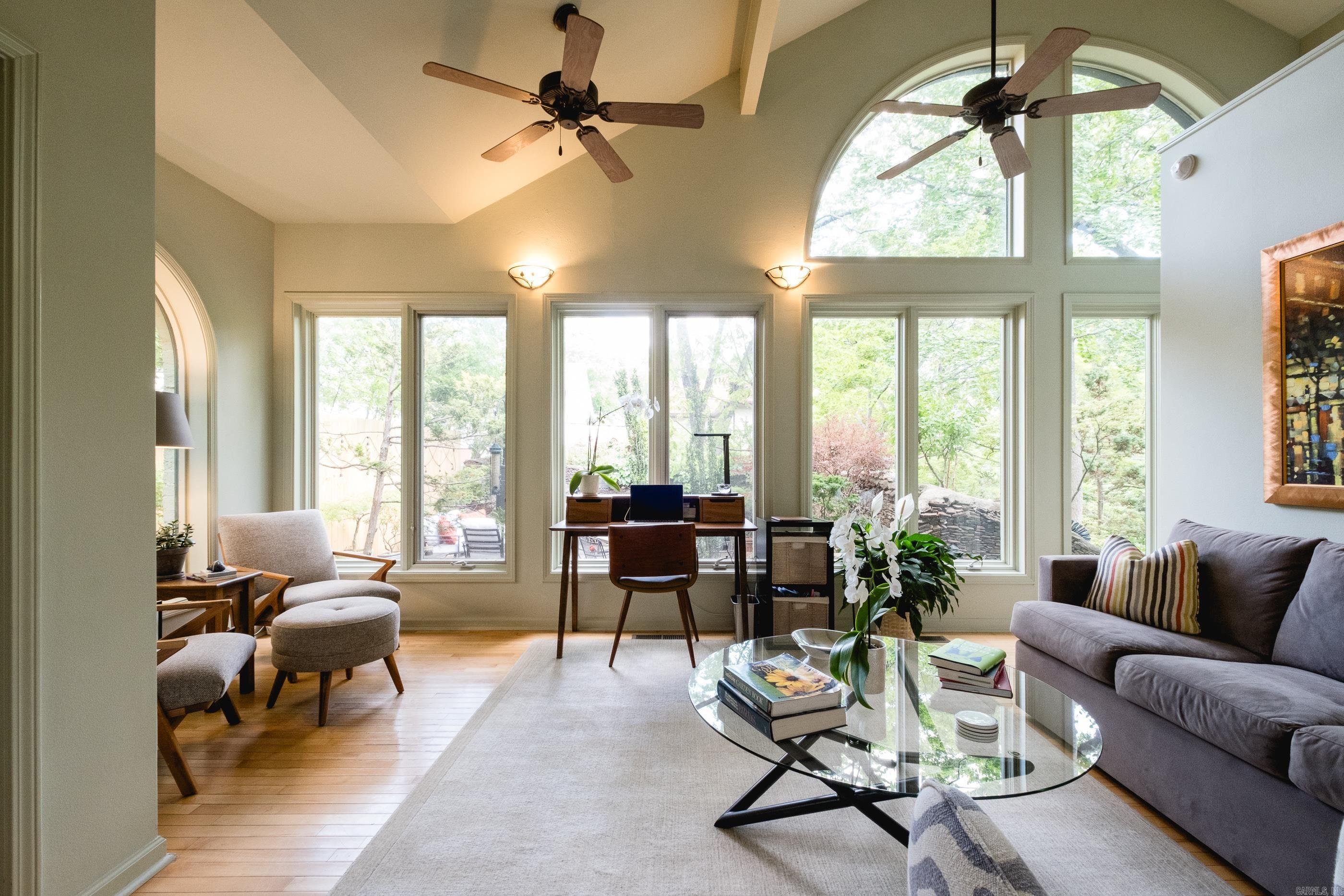 CRYSTAL COURT - Residential