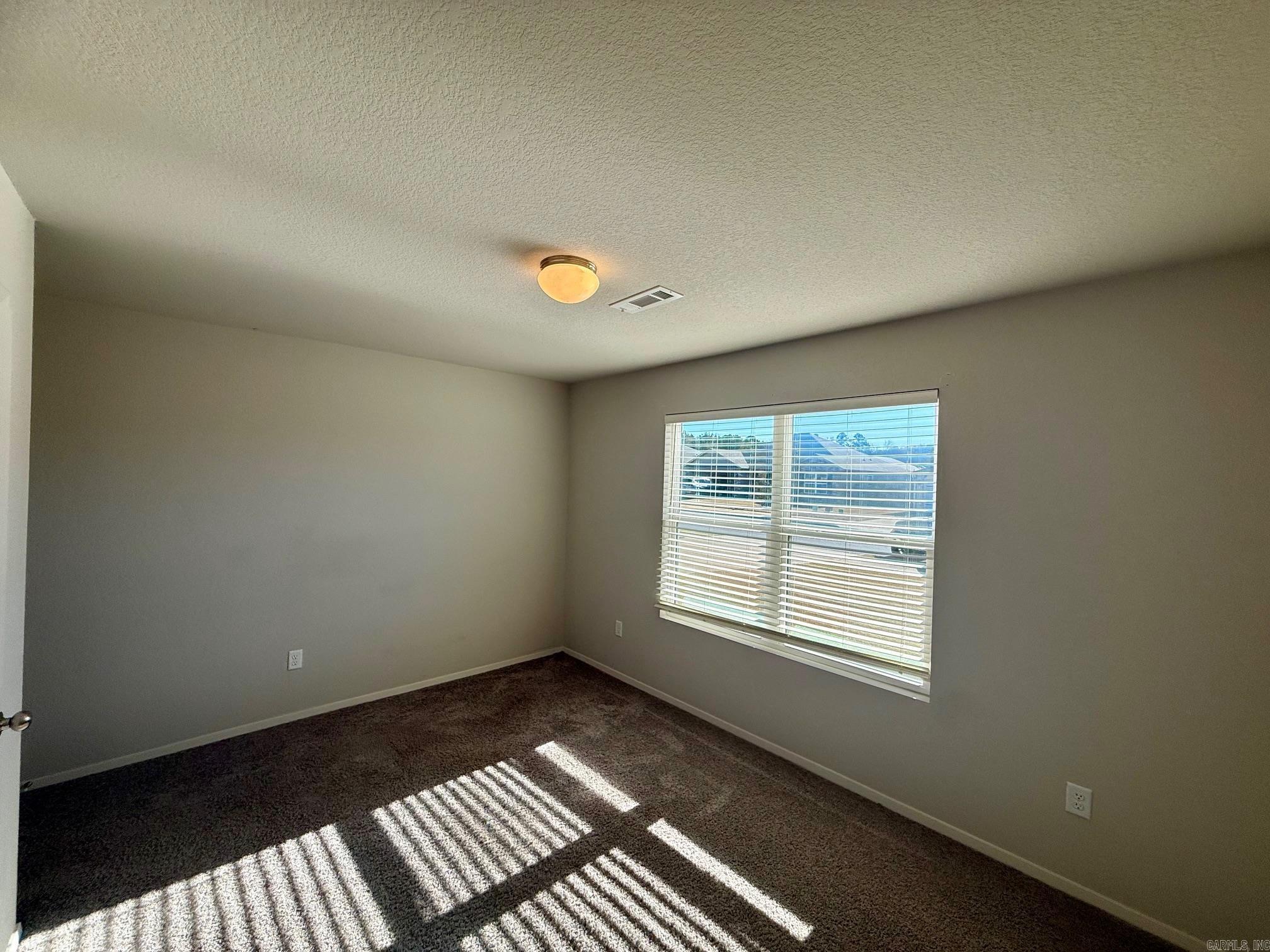 COUNTRY CLUB OF ARK THE - Residential Lease