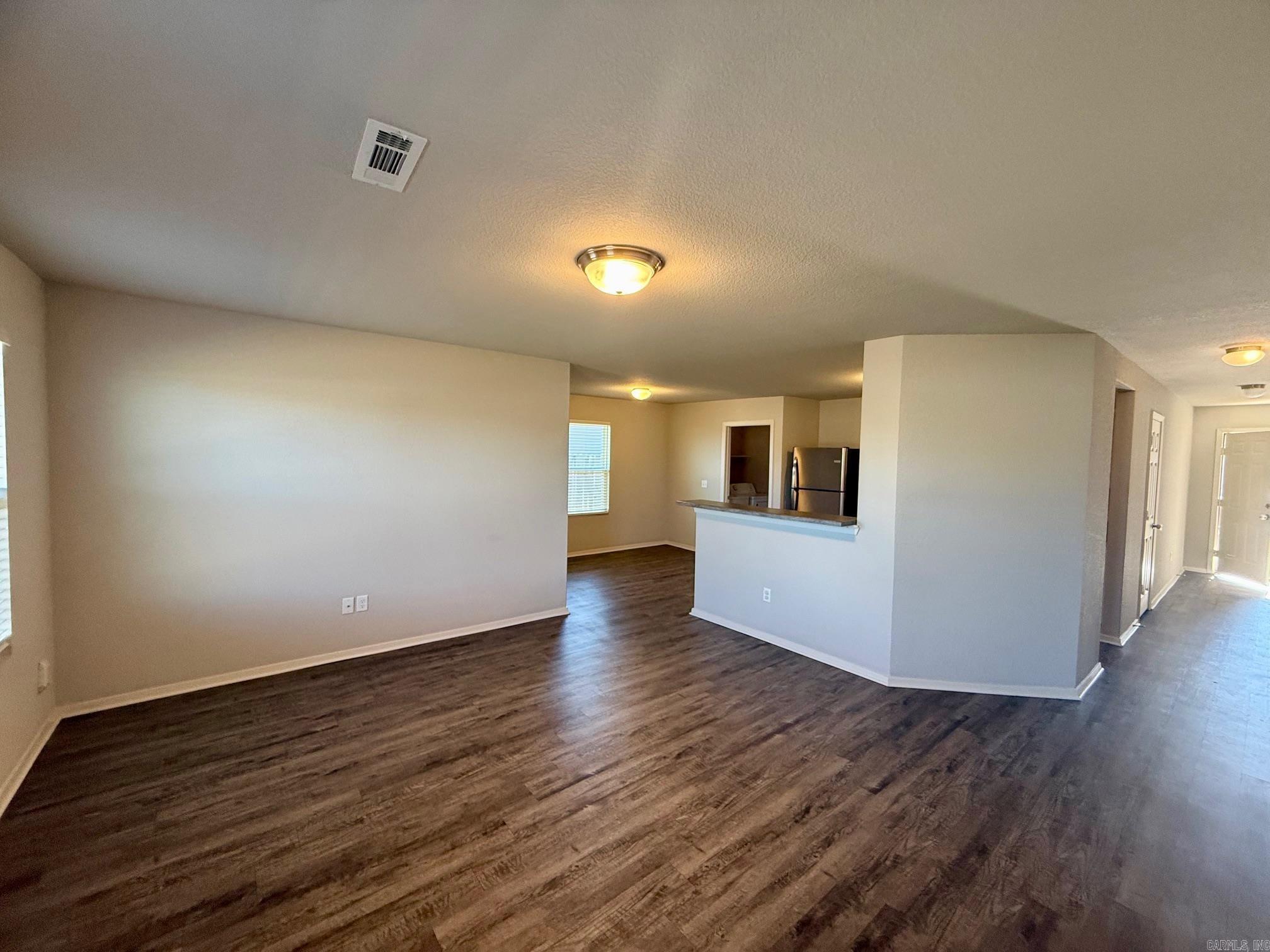 COUNTRY CLUB OF ARK THE - Residential Lease