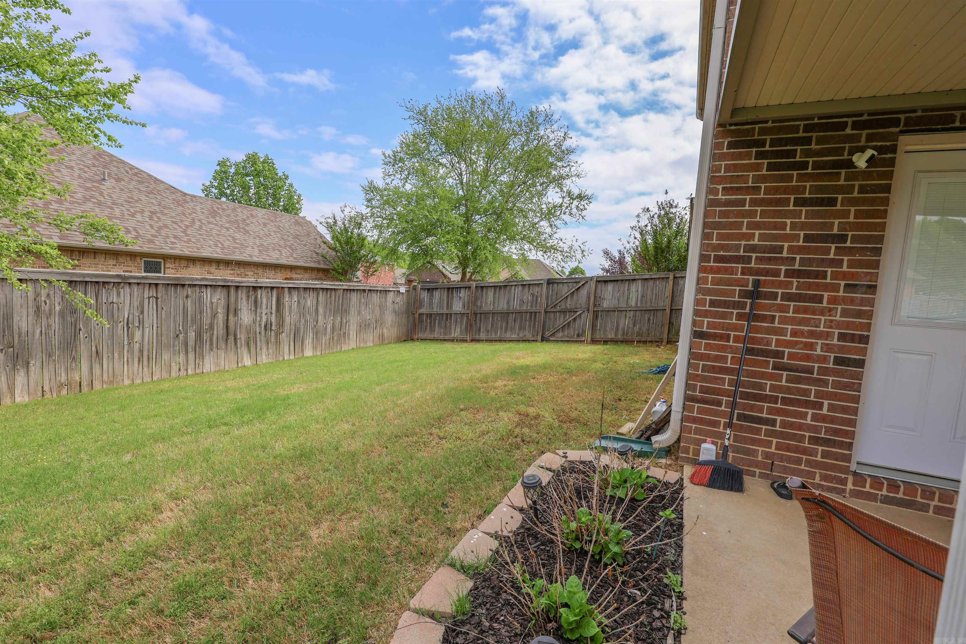 SOUTHERN COMFORT ESTATES - Residential