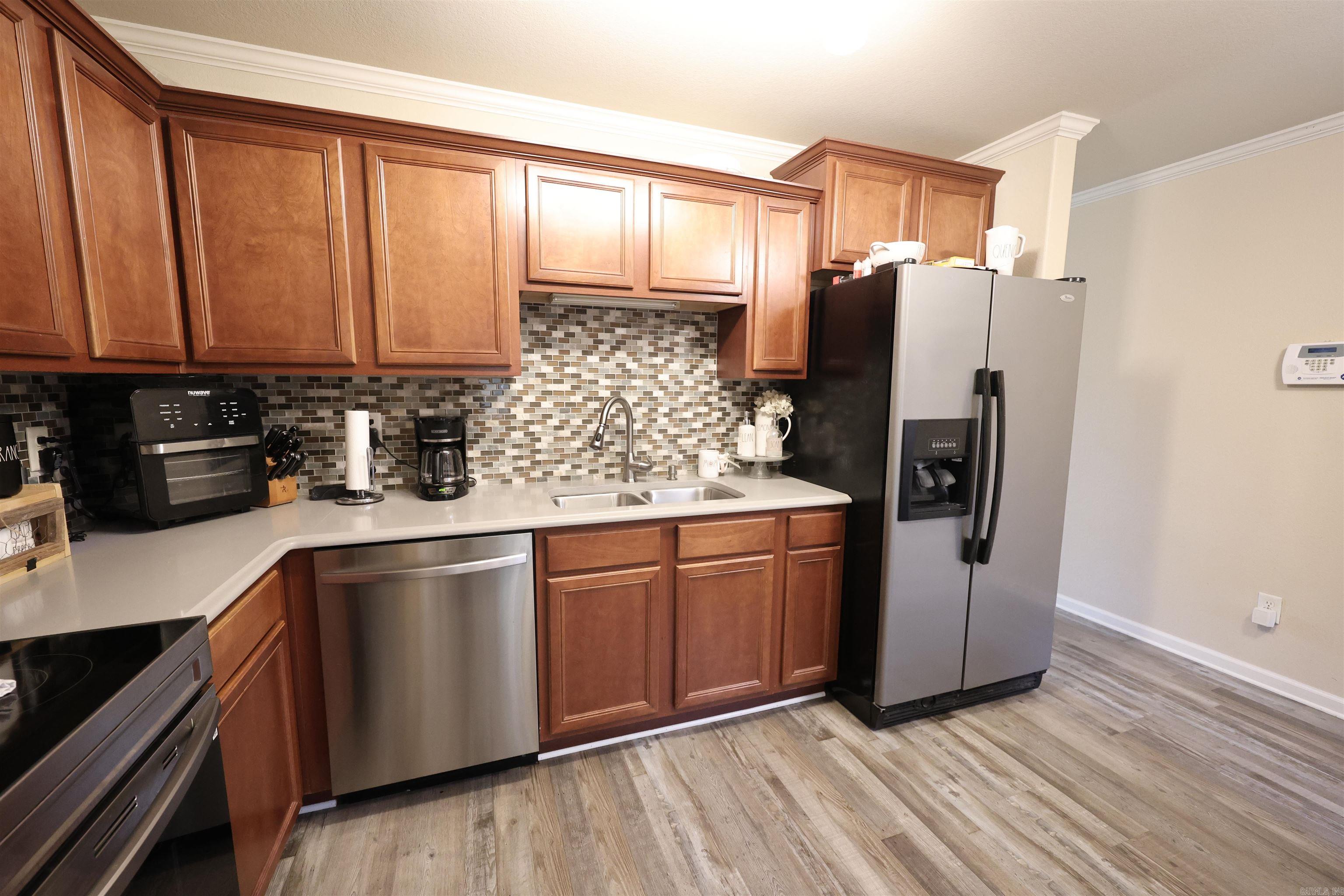 SOUTHERN COMFORT ESTATES - Residential