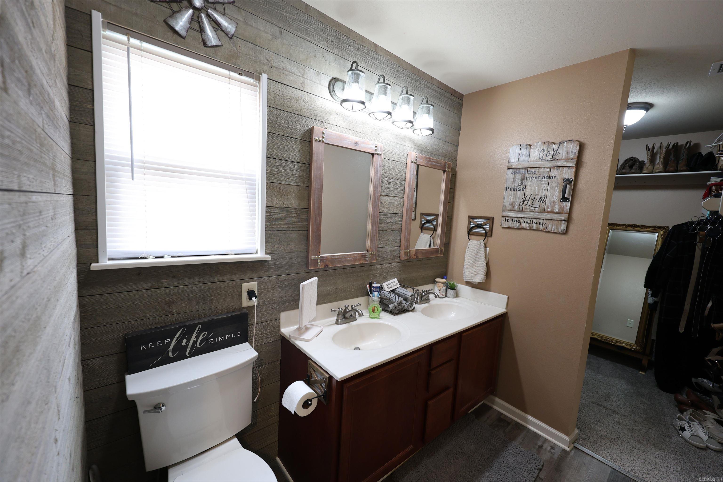 SOUTHERN COMFORT ESTATES - Residential