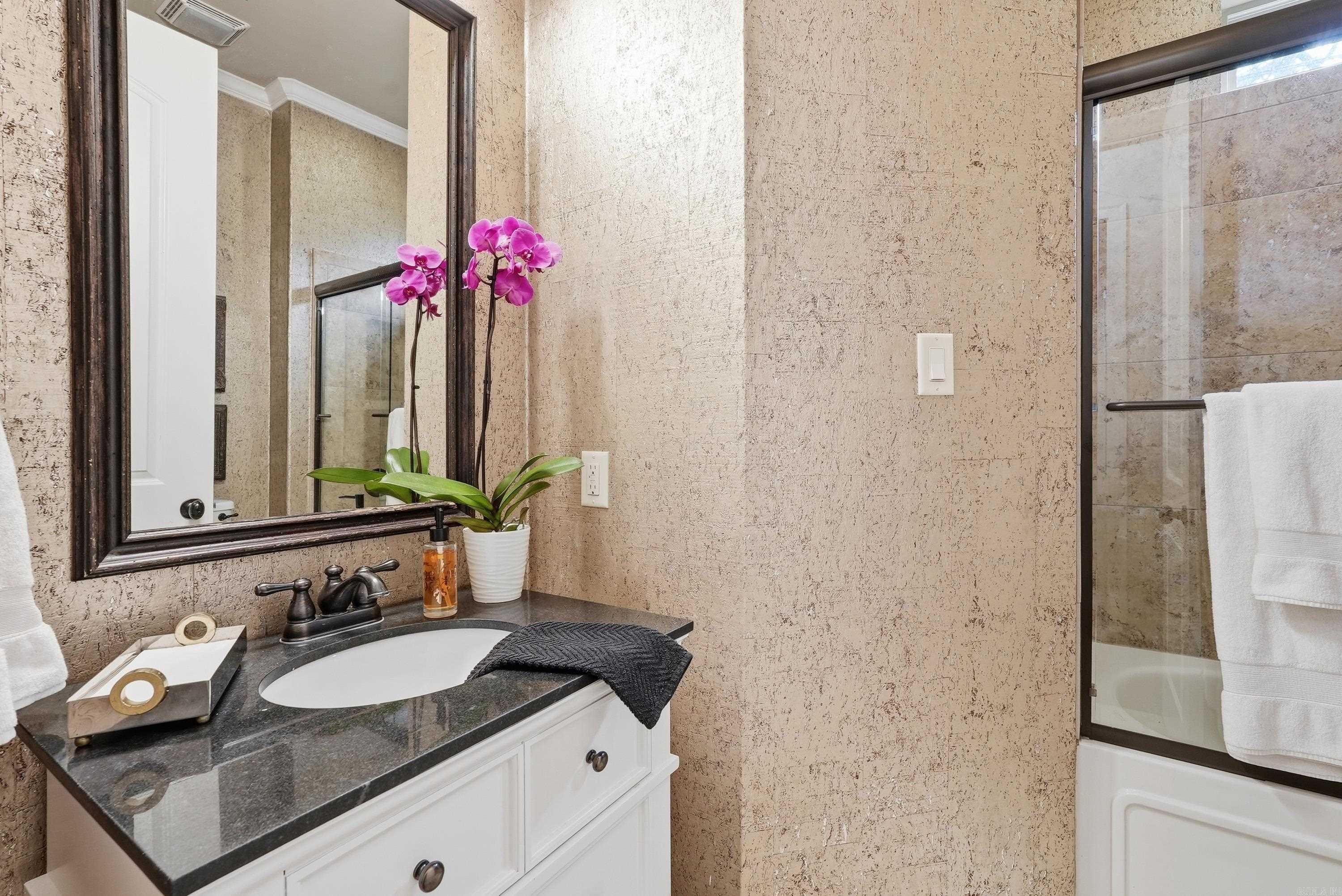 Lincoln Park - Residential