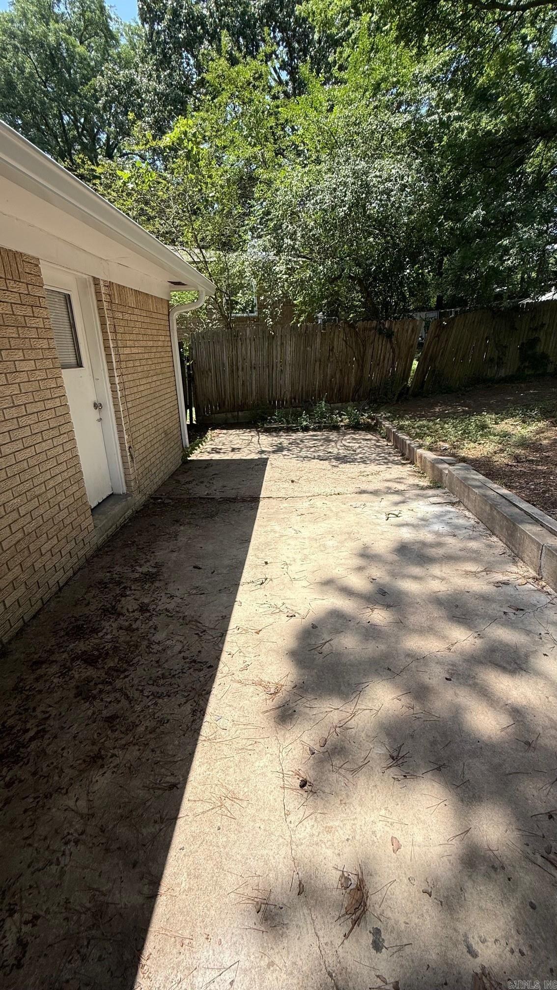 MEADOW LARK - Residential