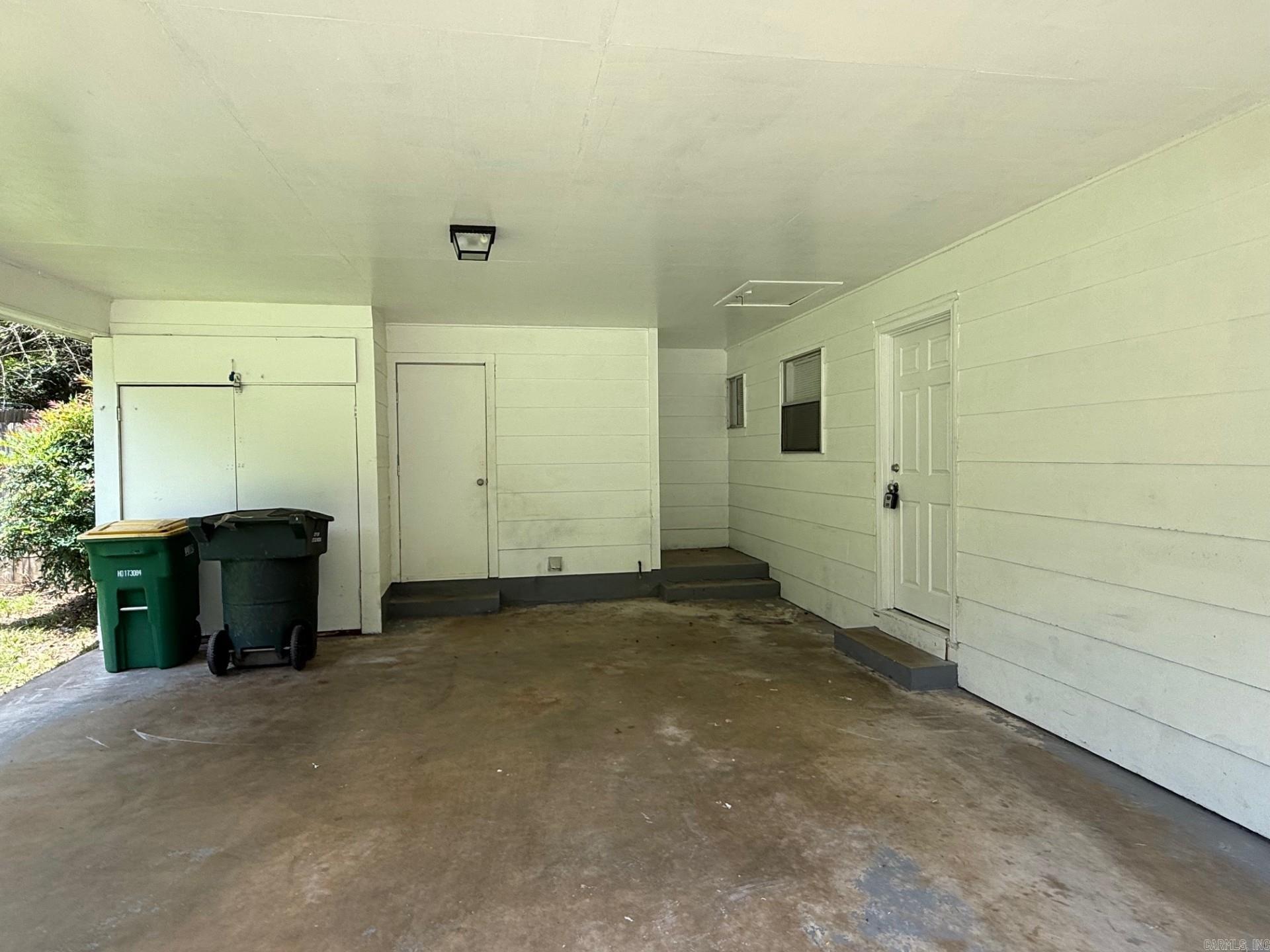 MEADOW LARK - Residential