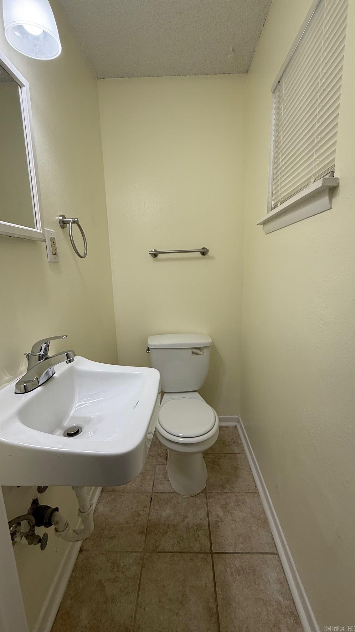 MEADOW LARK - Residential