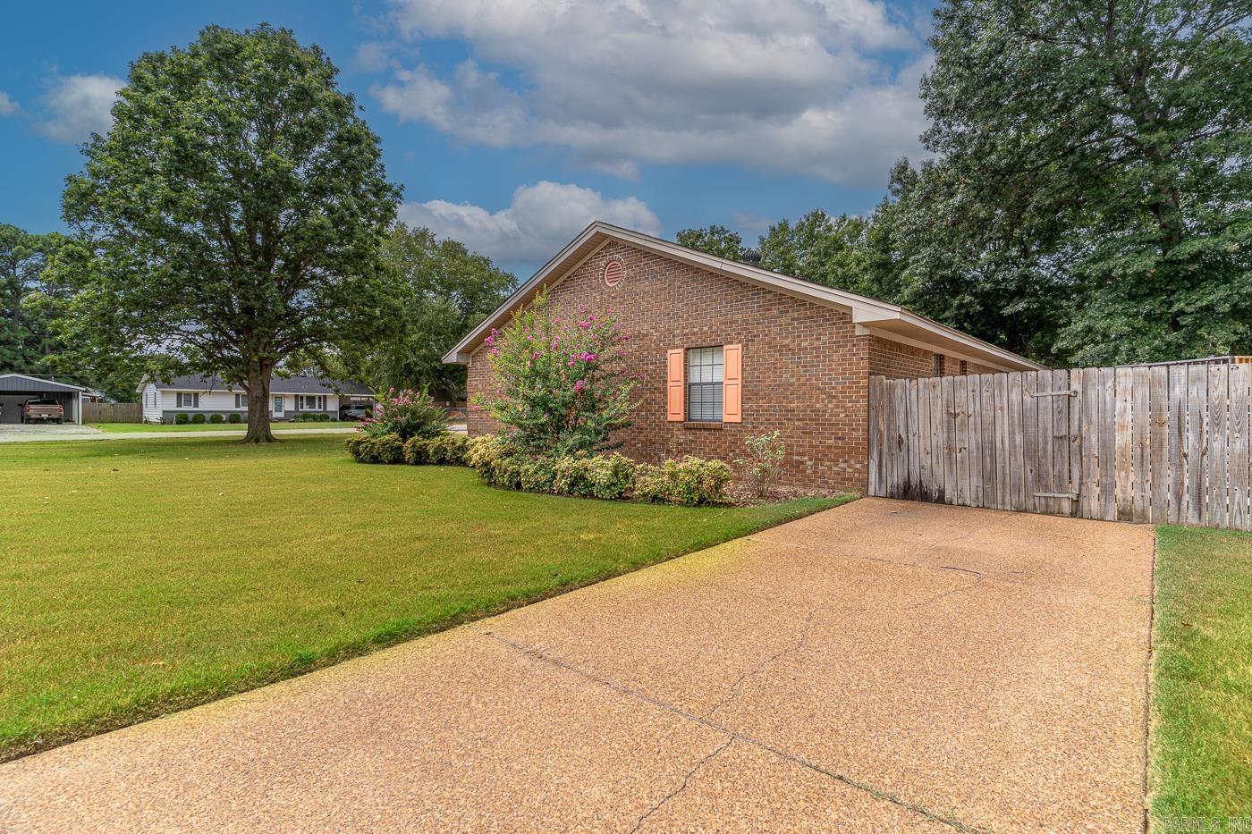 Pyland - Residential