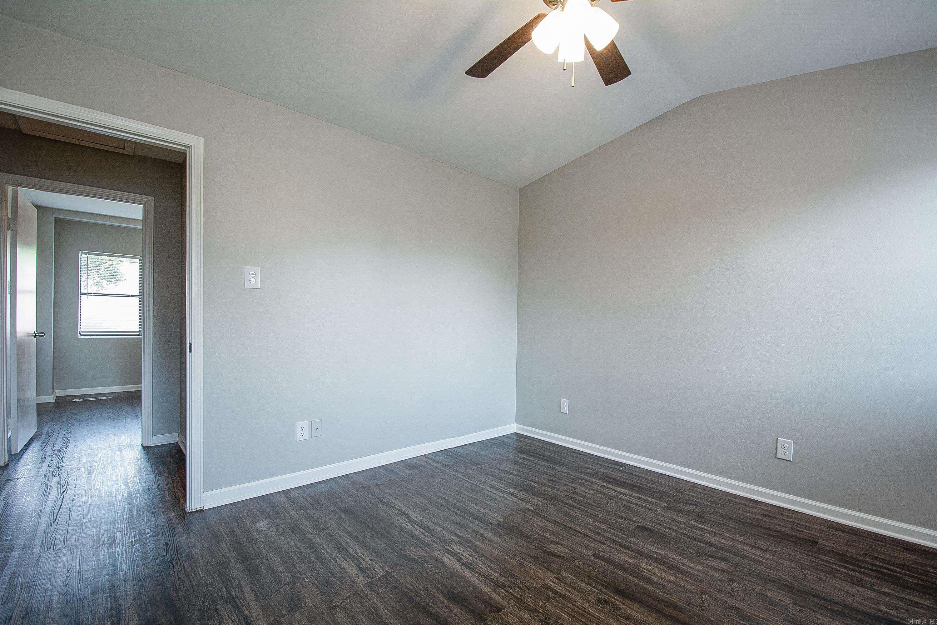 TREEHILL PARK - Residential