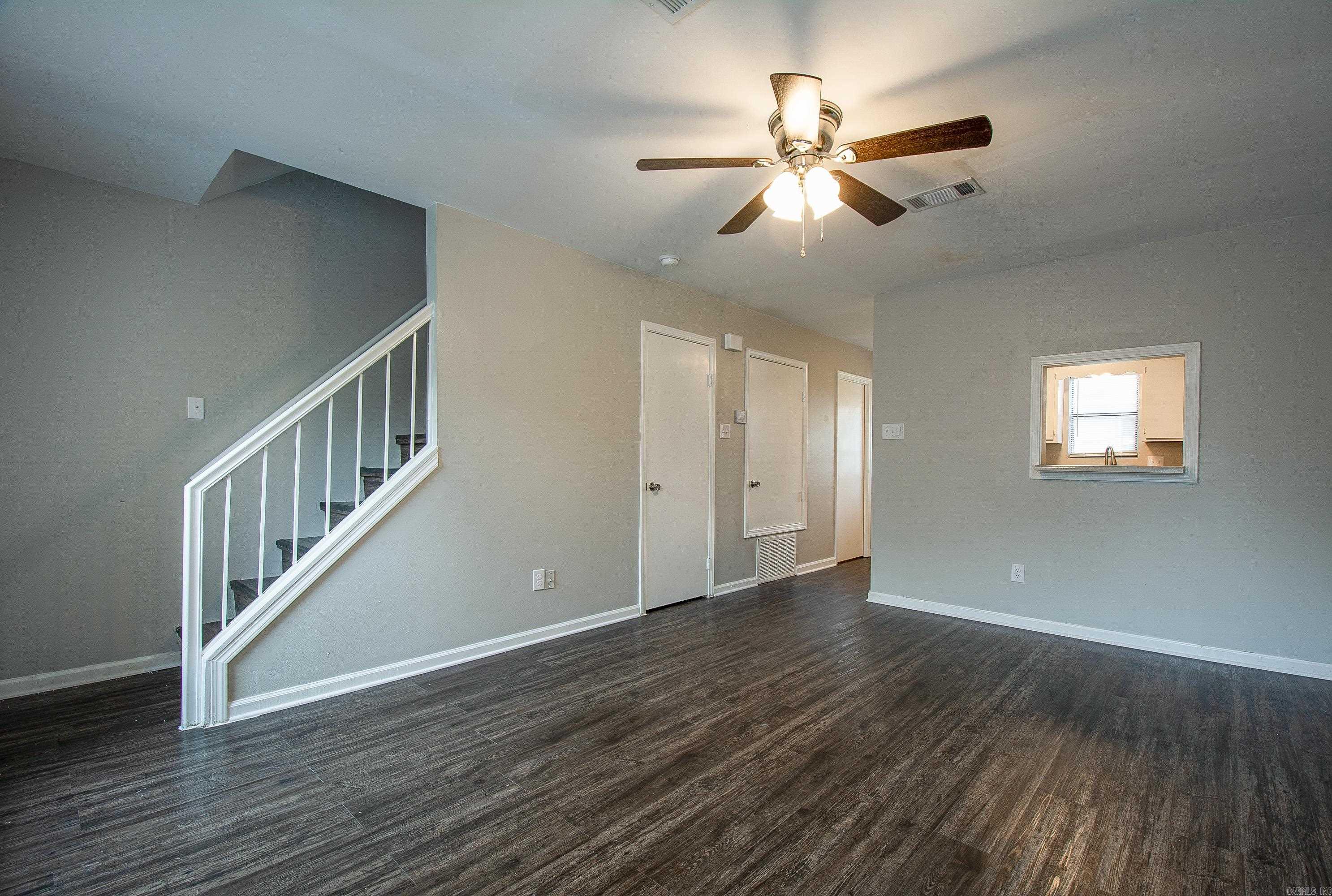 TREEHILL PARK - Residential