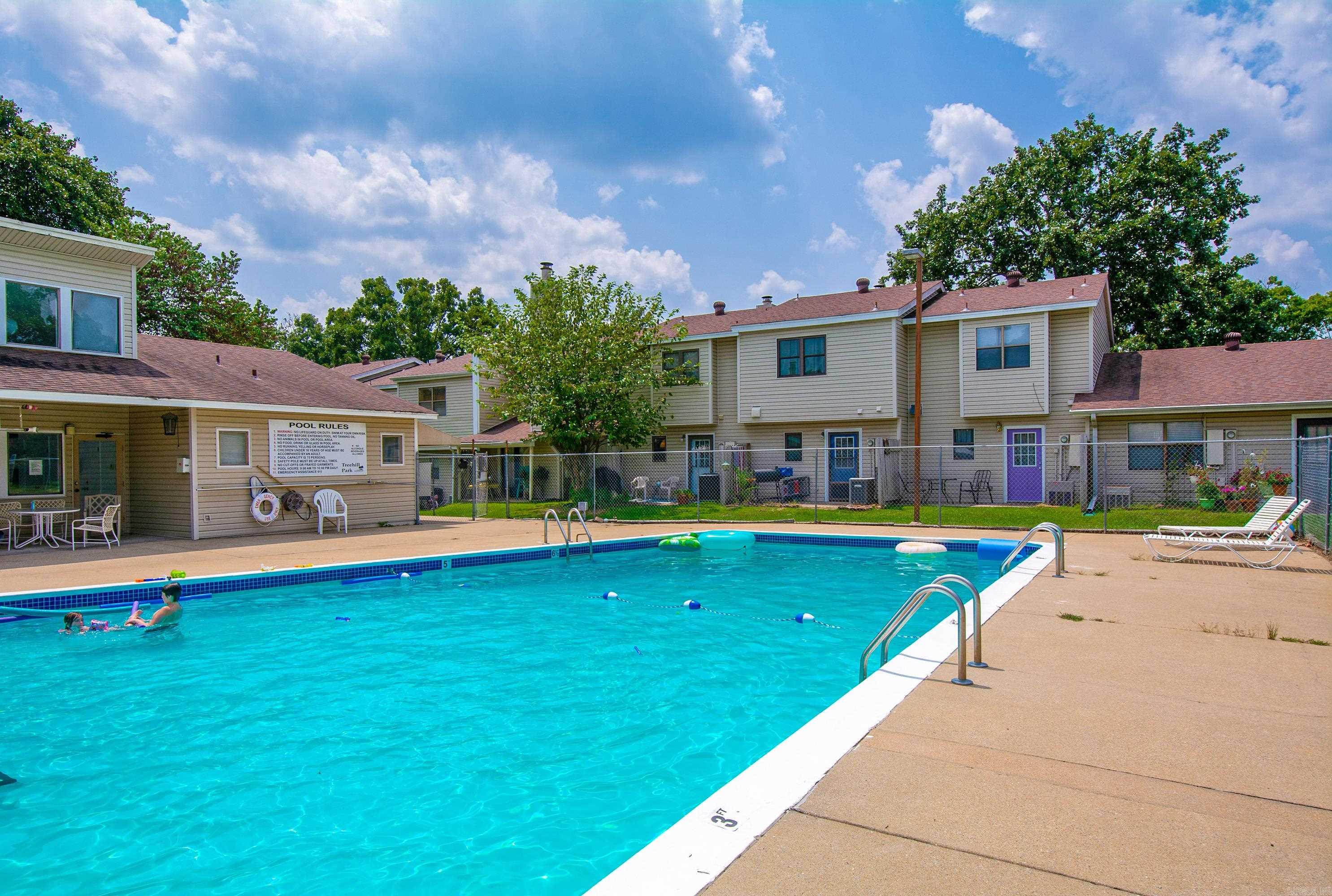 TREEHILL PARK - Residential