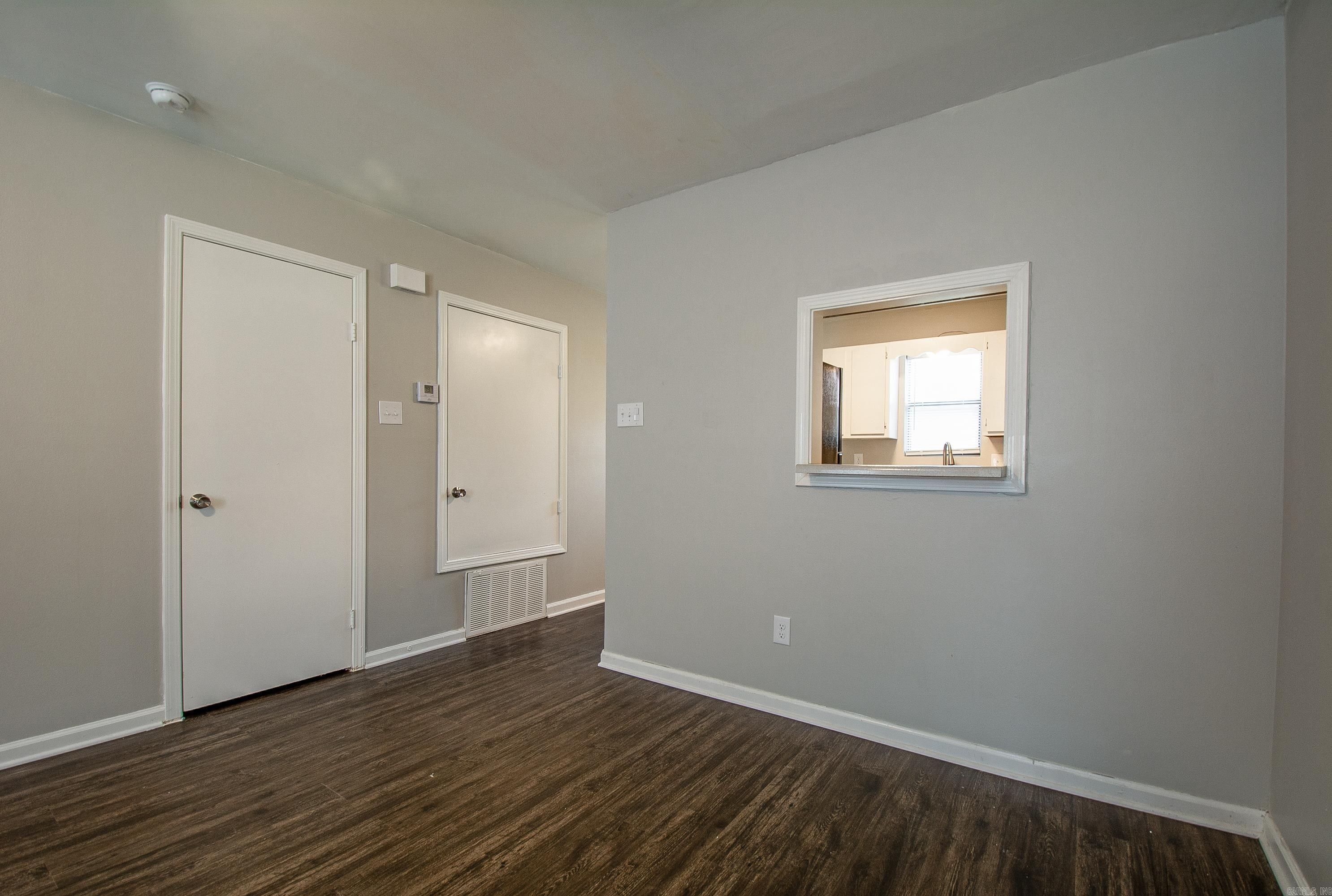 TREEHILL PARK - Residential