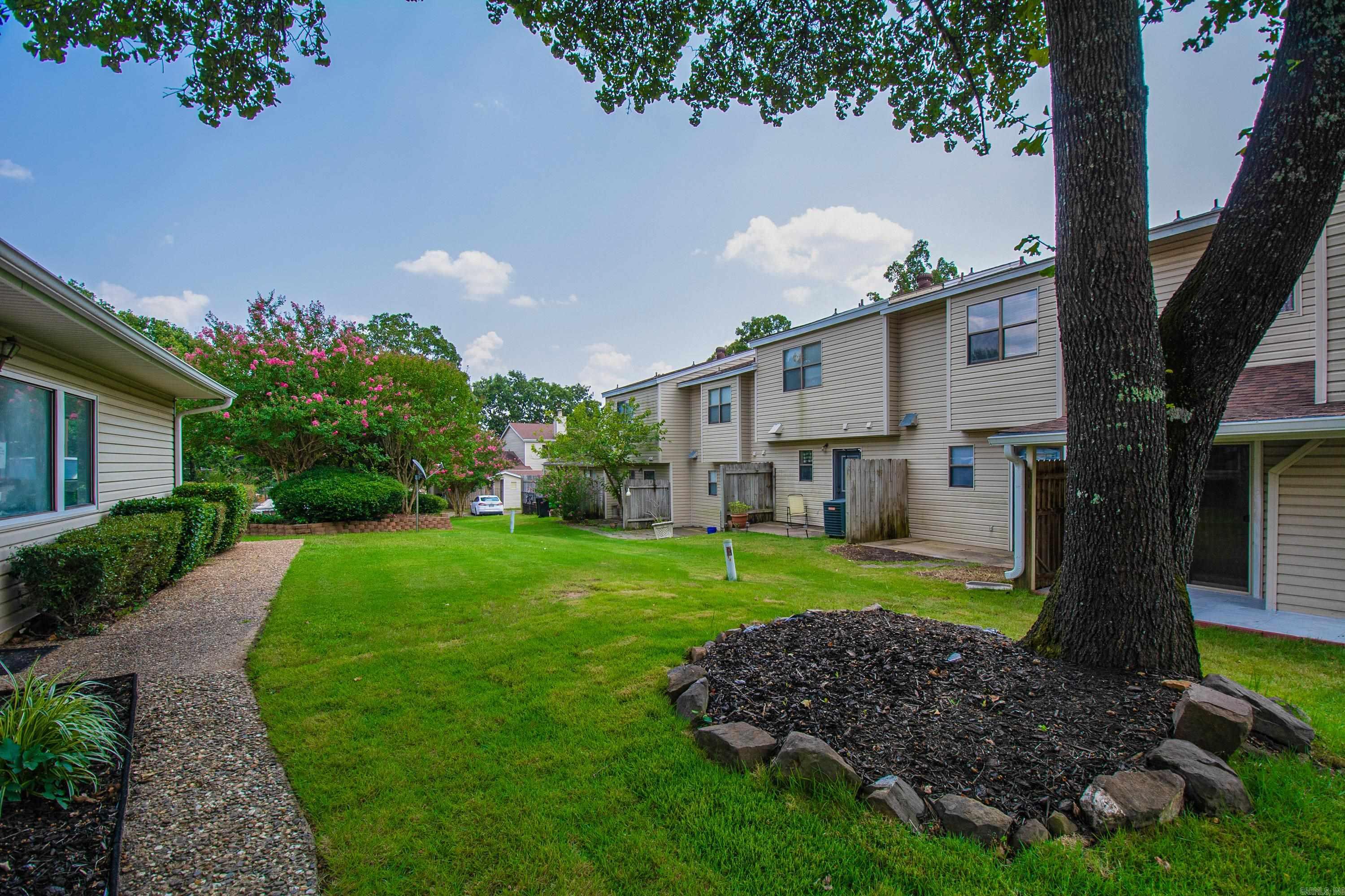 TREEHILL PARK - Residential