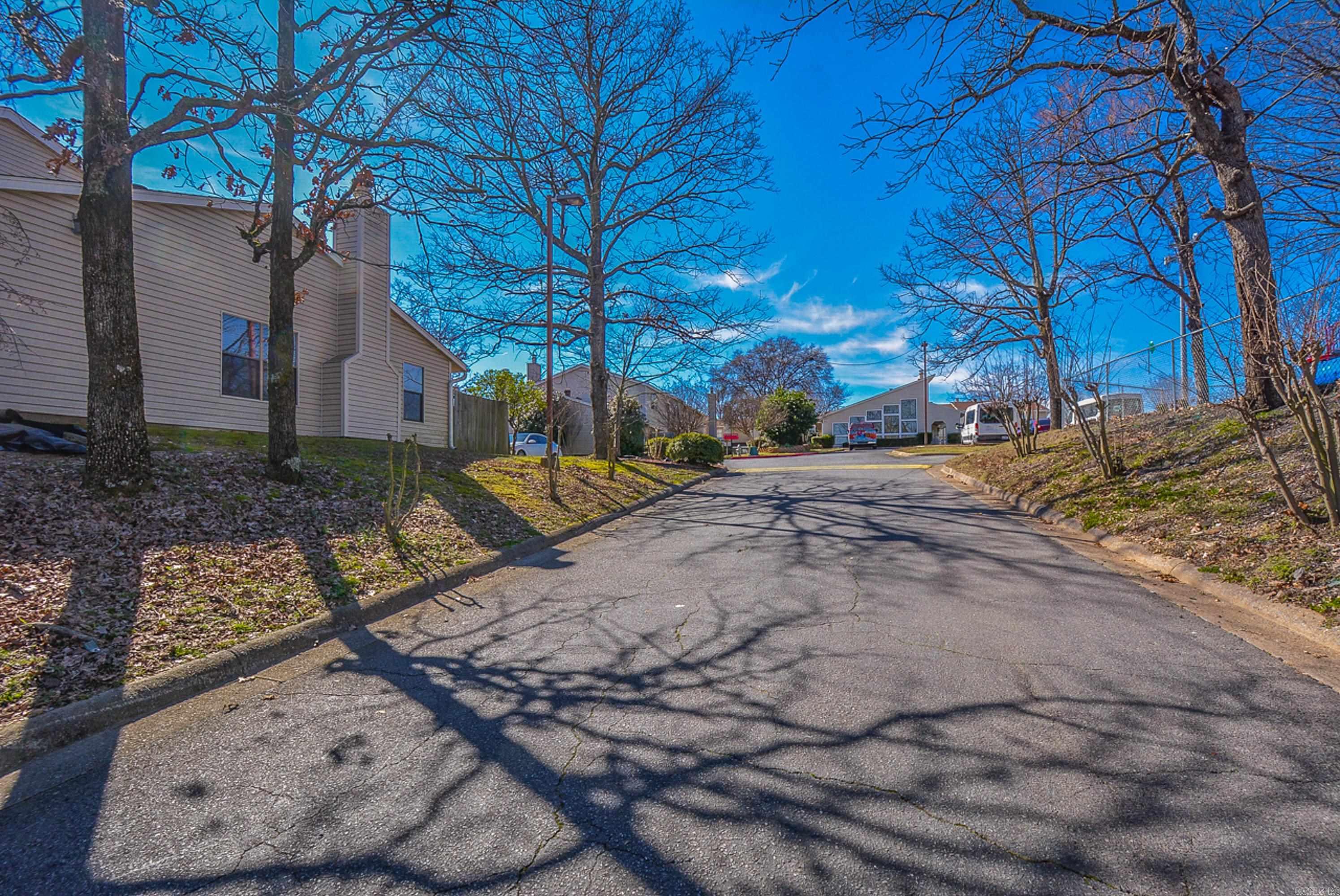 TREEHILL PARK - Residential