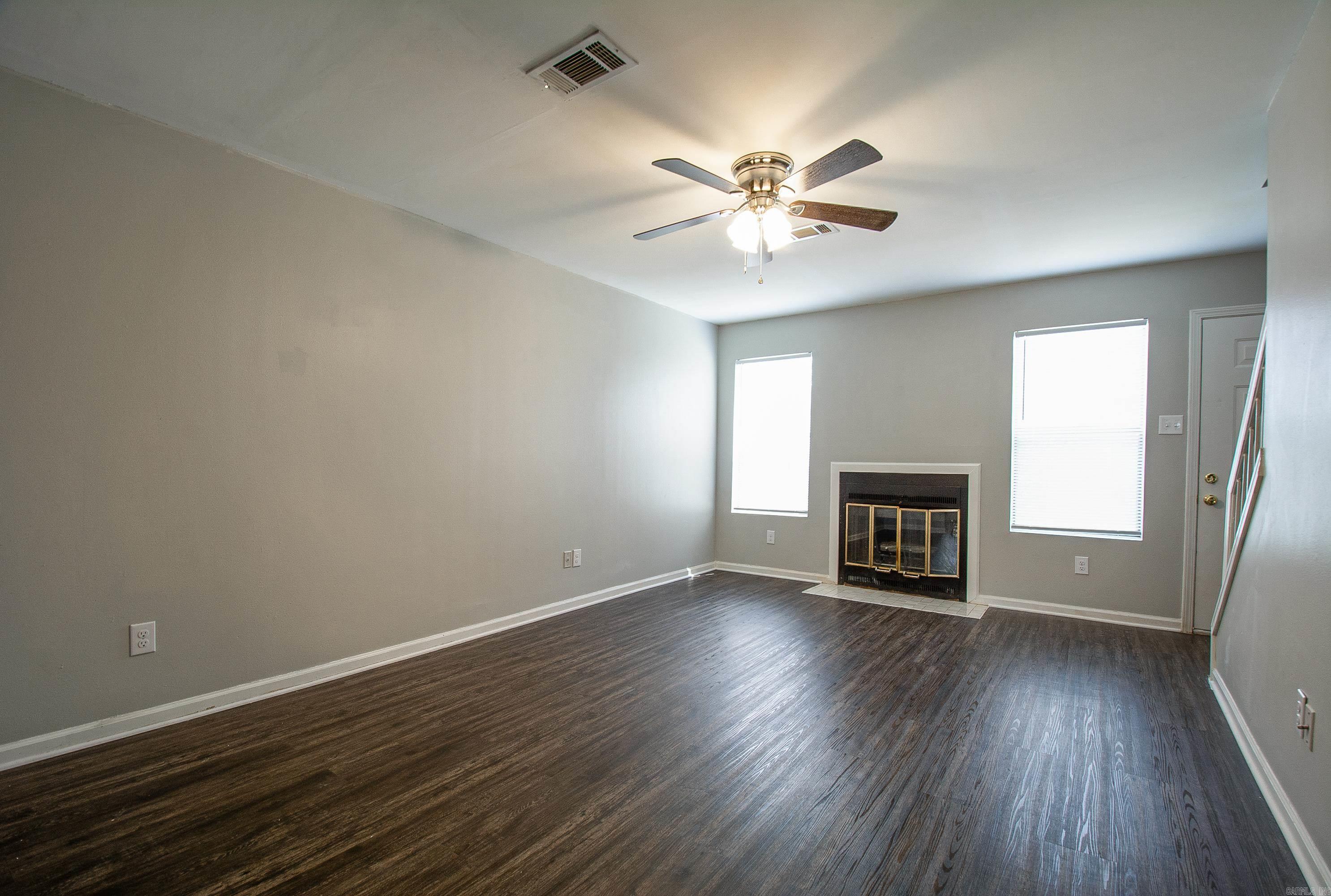 TREEHILL PARK - Residential