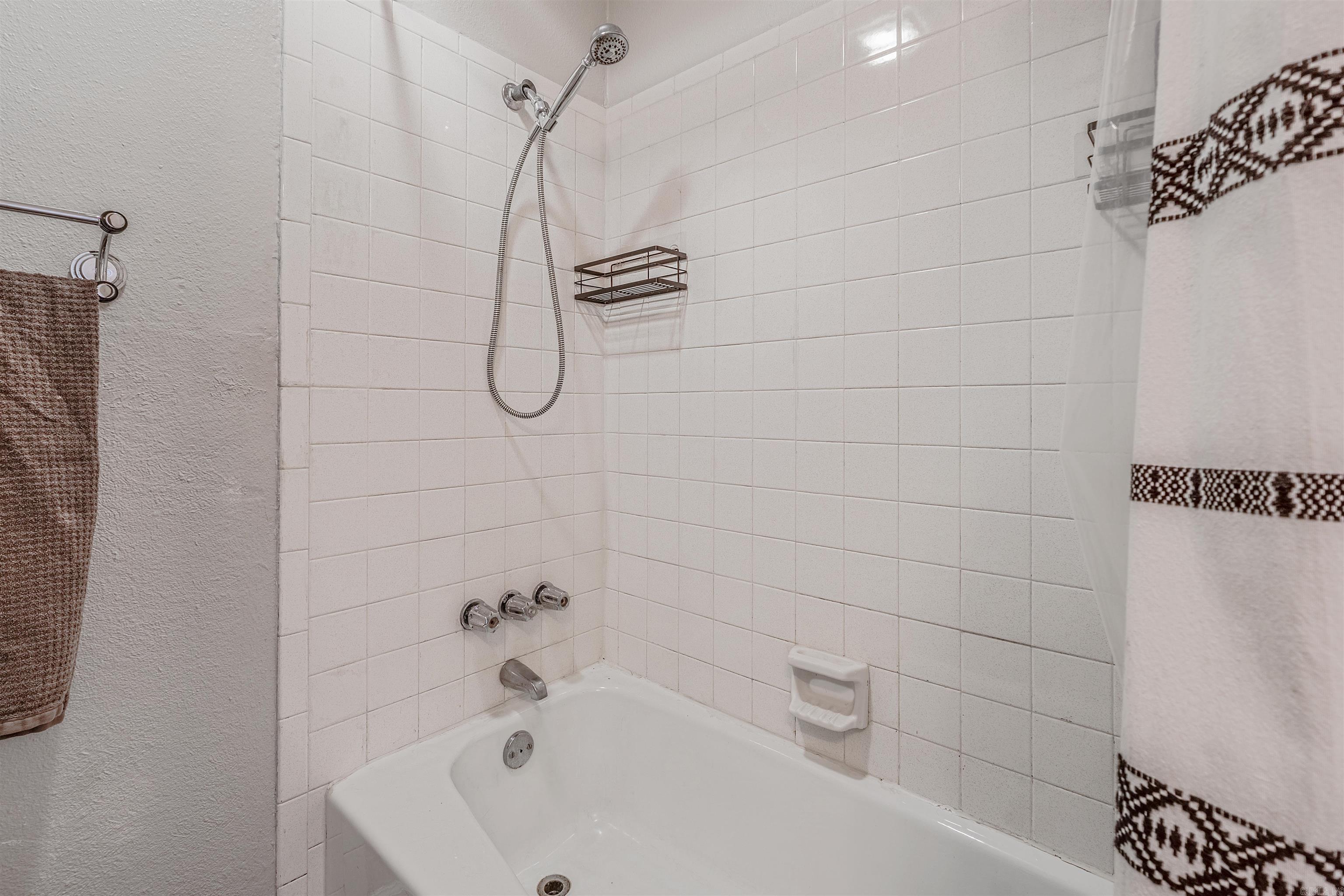 GREEN HILLS - Residential