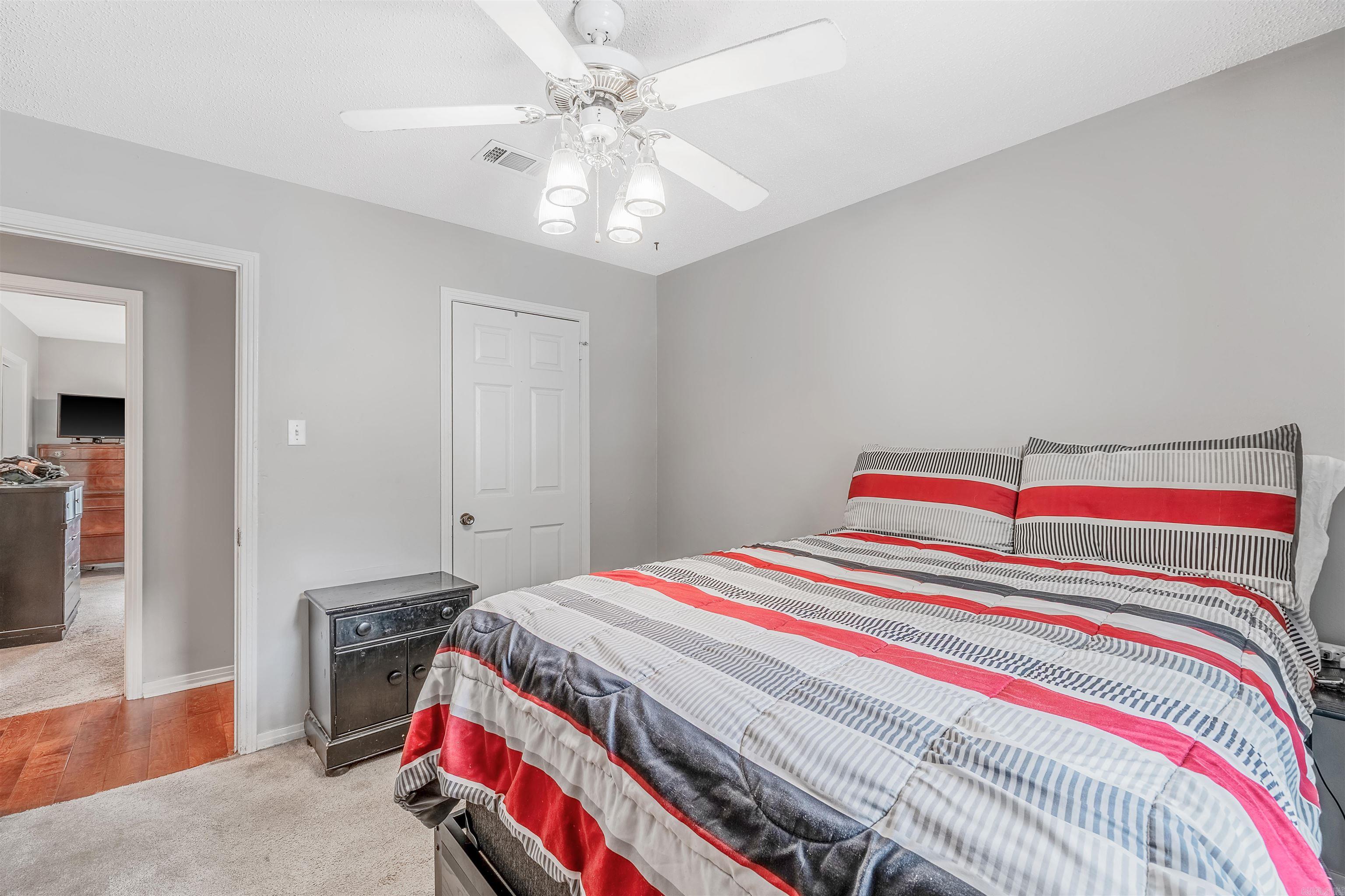 GREEN HILLS - Residential