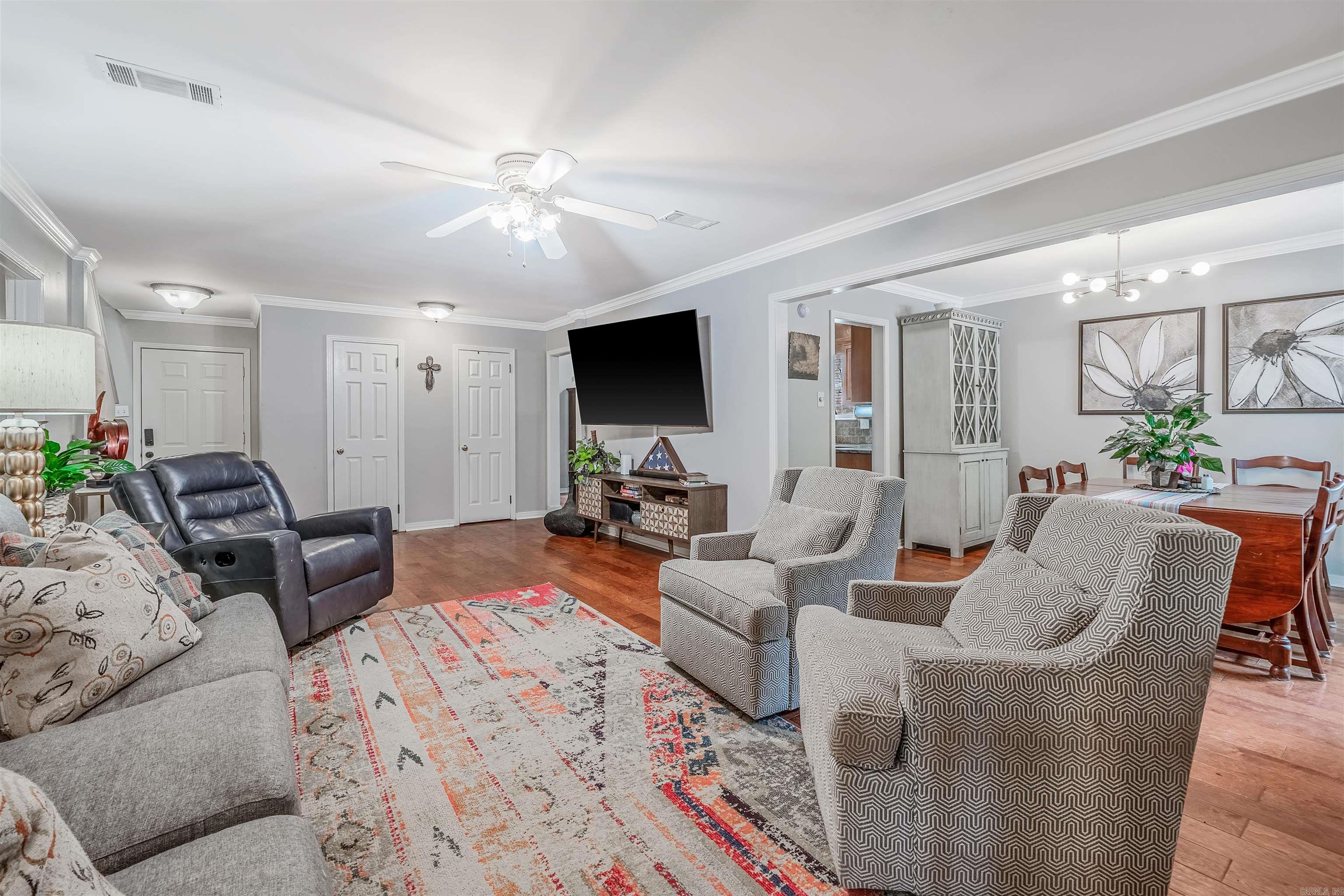 GREEN HILLS - Residential