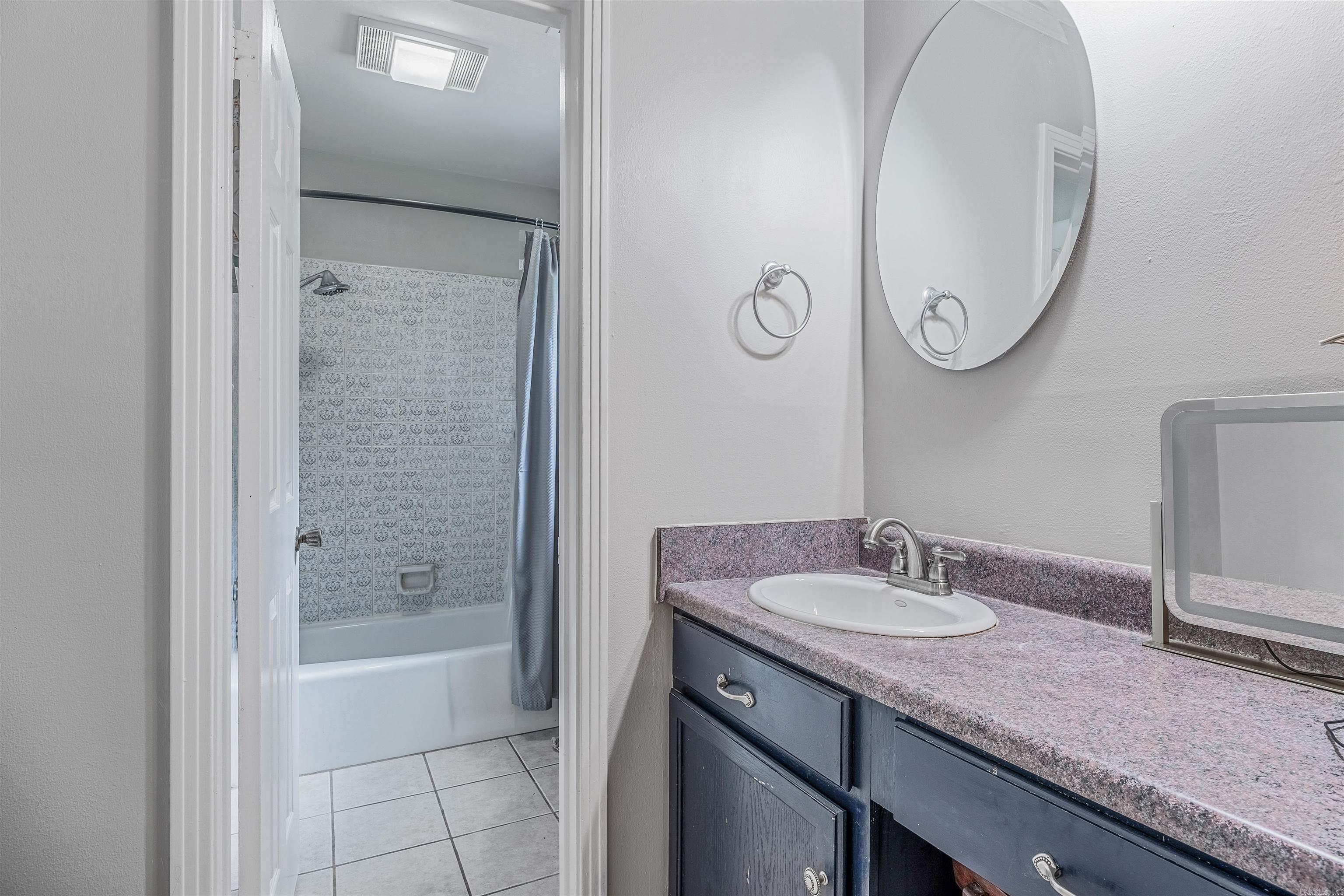 GREEN HILLS - Residential