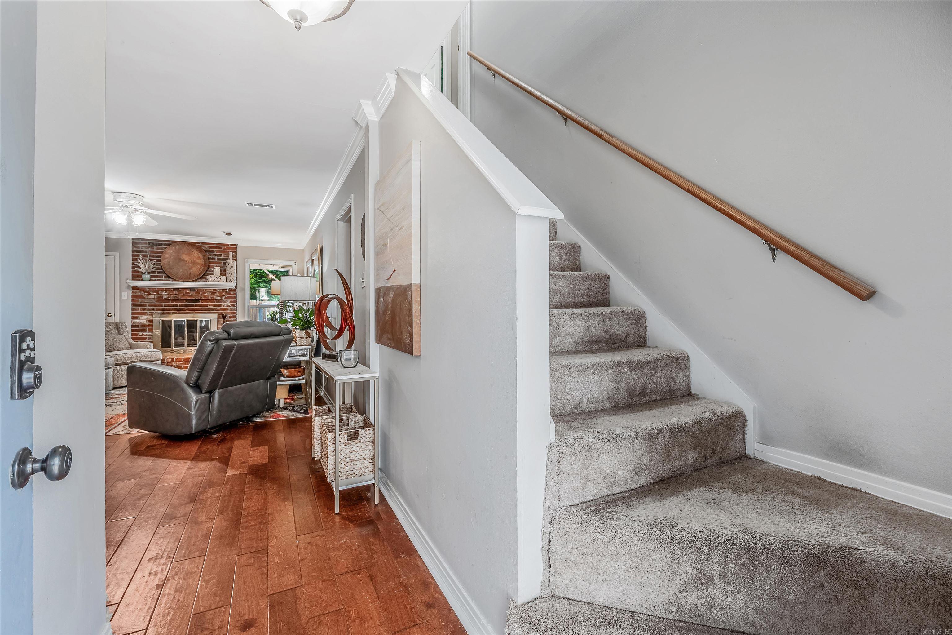 GREEN HILLS - Residential