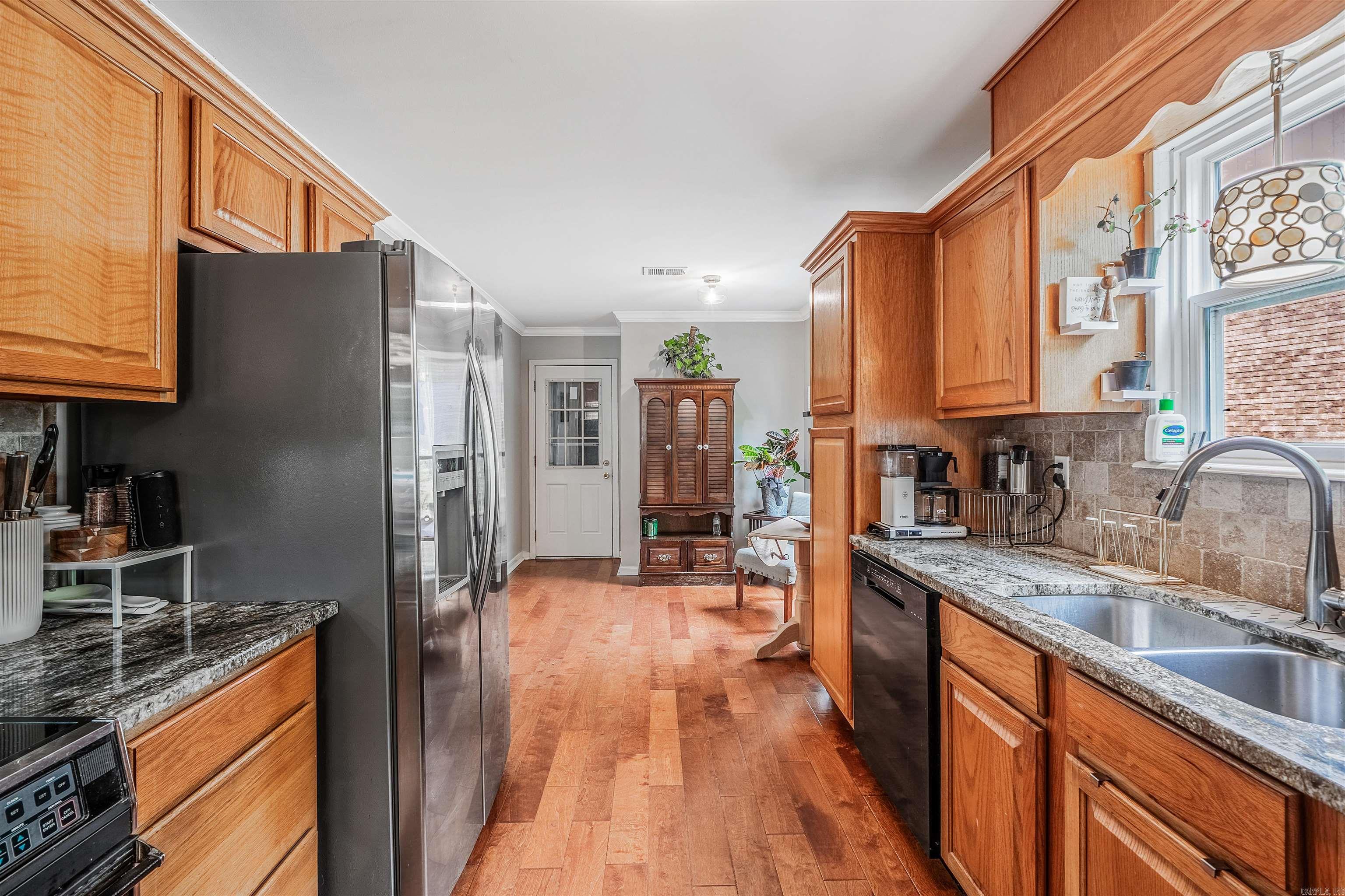 GREEN HILLS - Residential