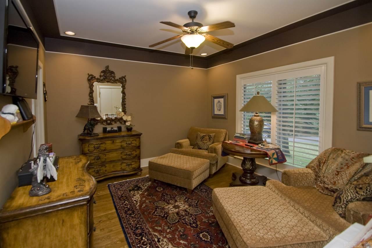 CHENAL VALLEY FONTENAY CIRCLE - Residential