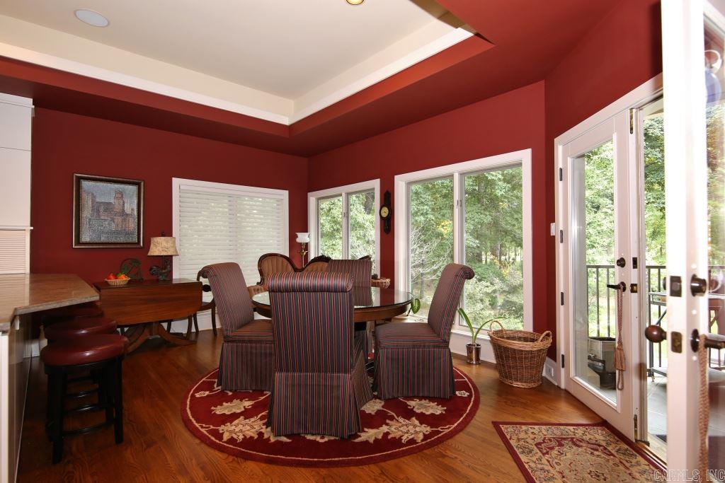 CHENAL VALLEY FONTENAY CIRCLE - Residential