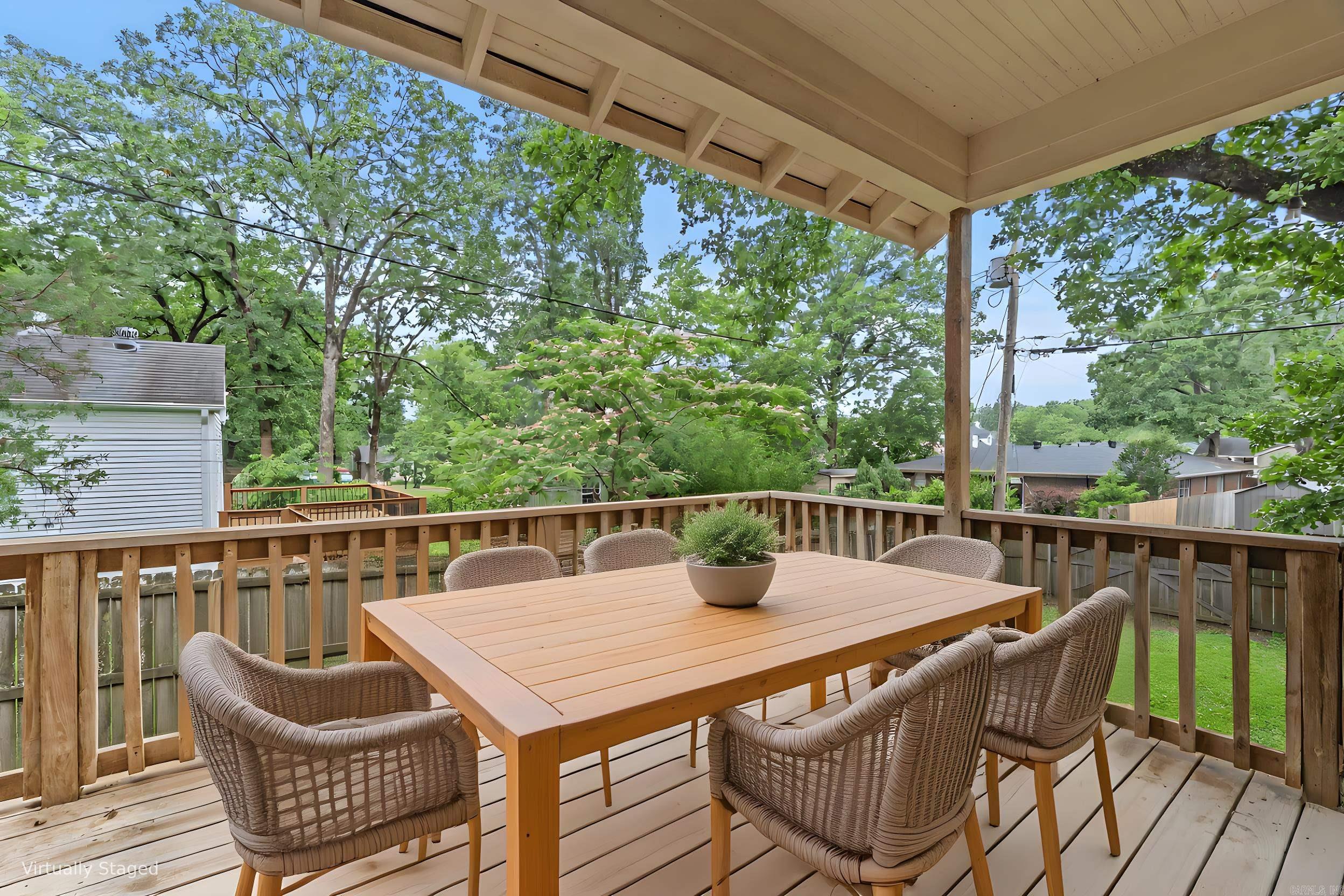 LINCOLN PARK - Residential