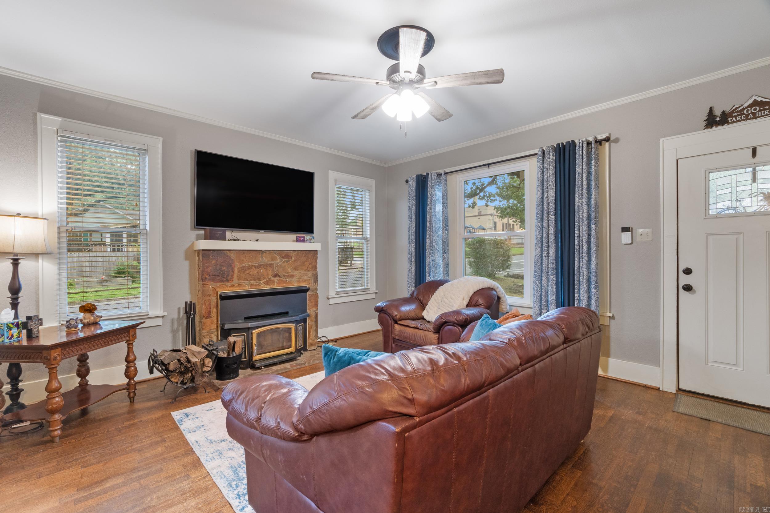 LINCOLN PARK - Residential