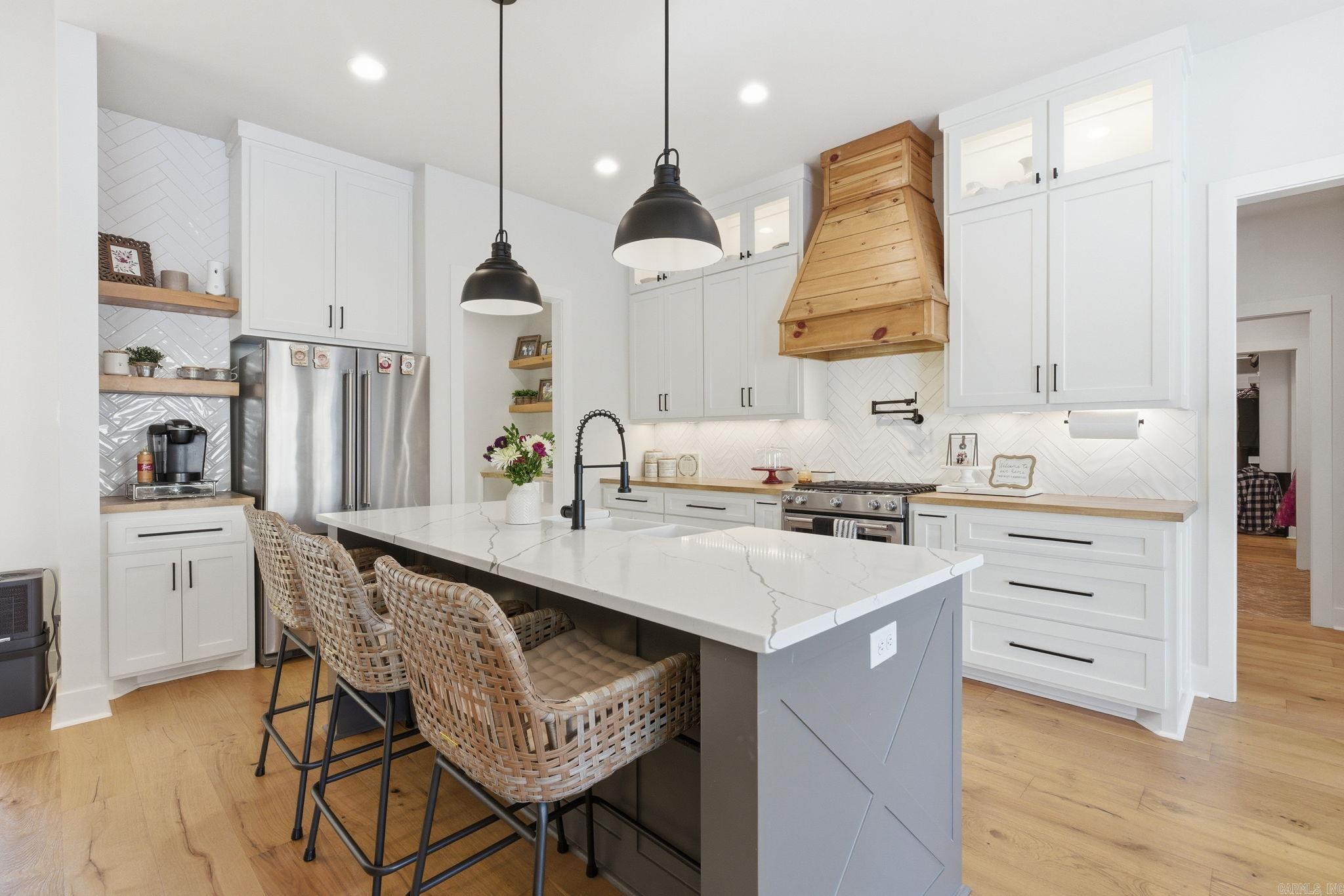 HURRICANE LAKE EST - Residential